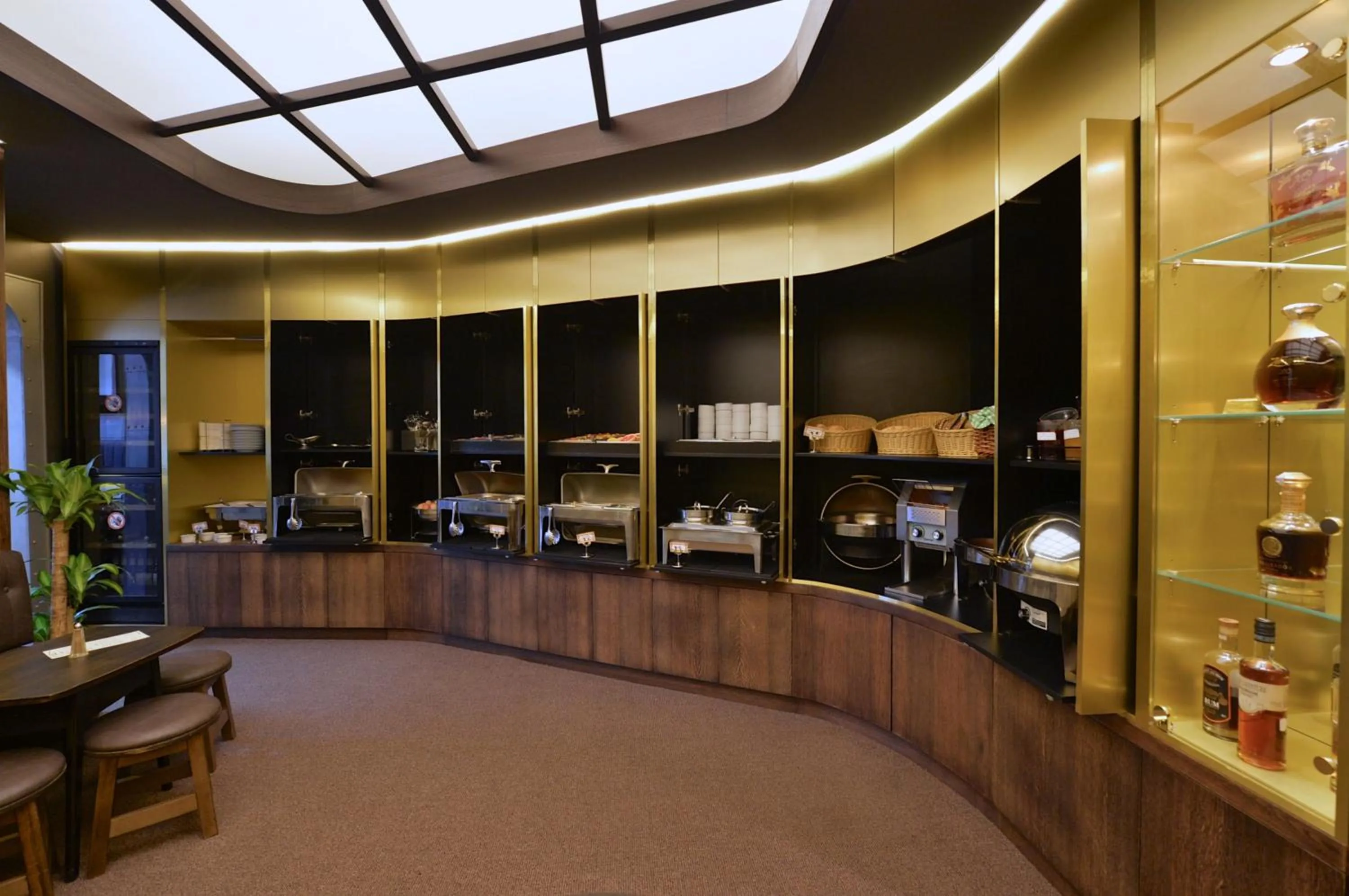 Restaurant/places to eat in Hotel Hastal Prague Old Town