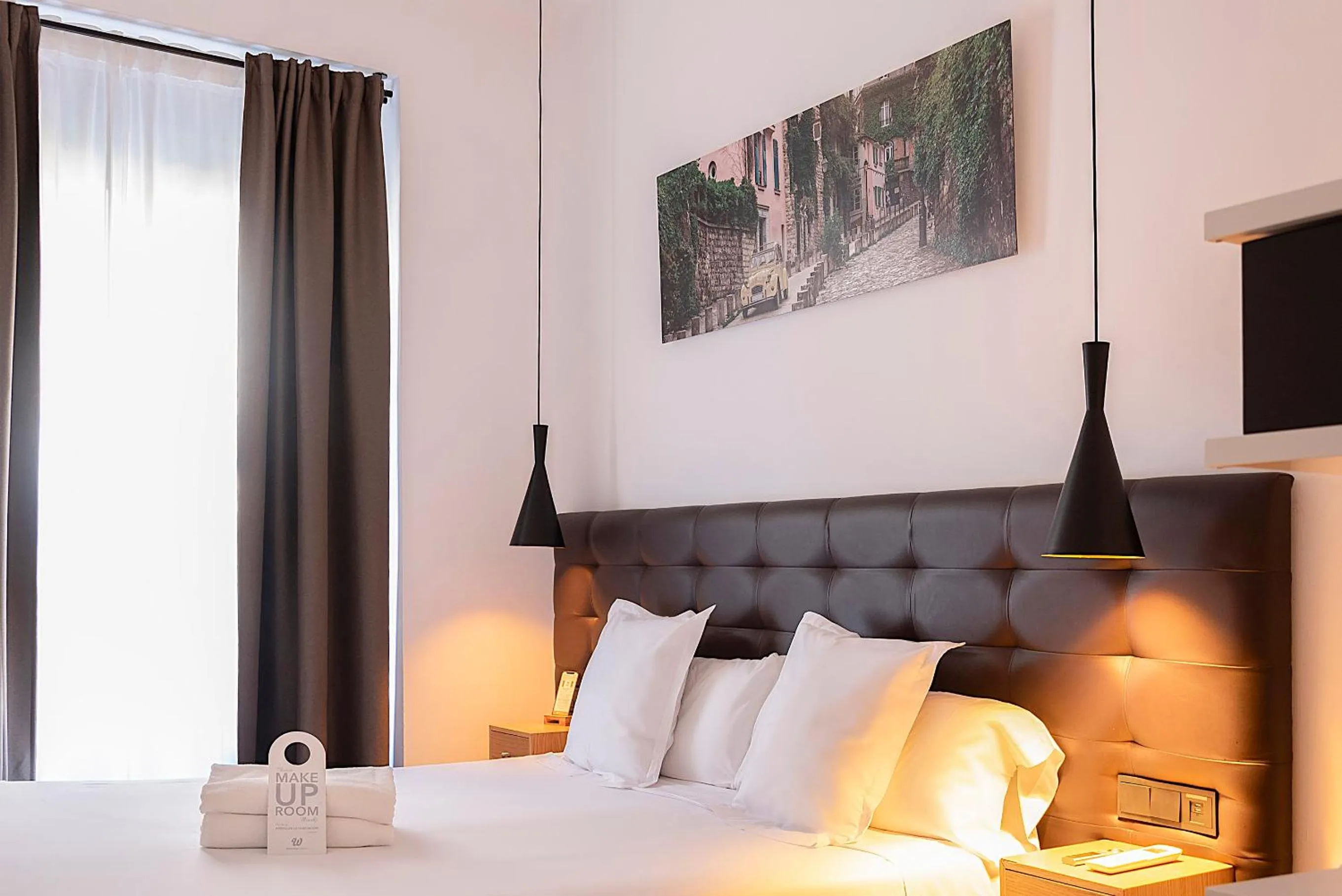 Bed in Woohoo Rooms Chueca