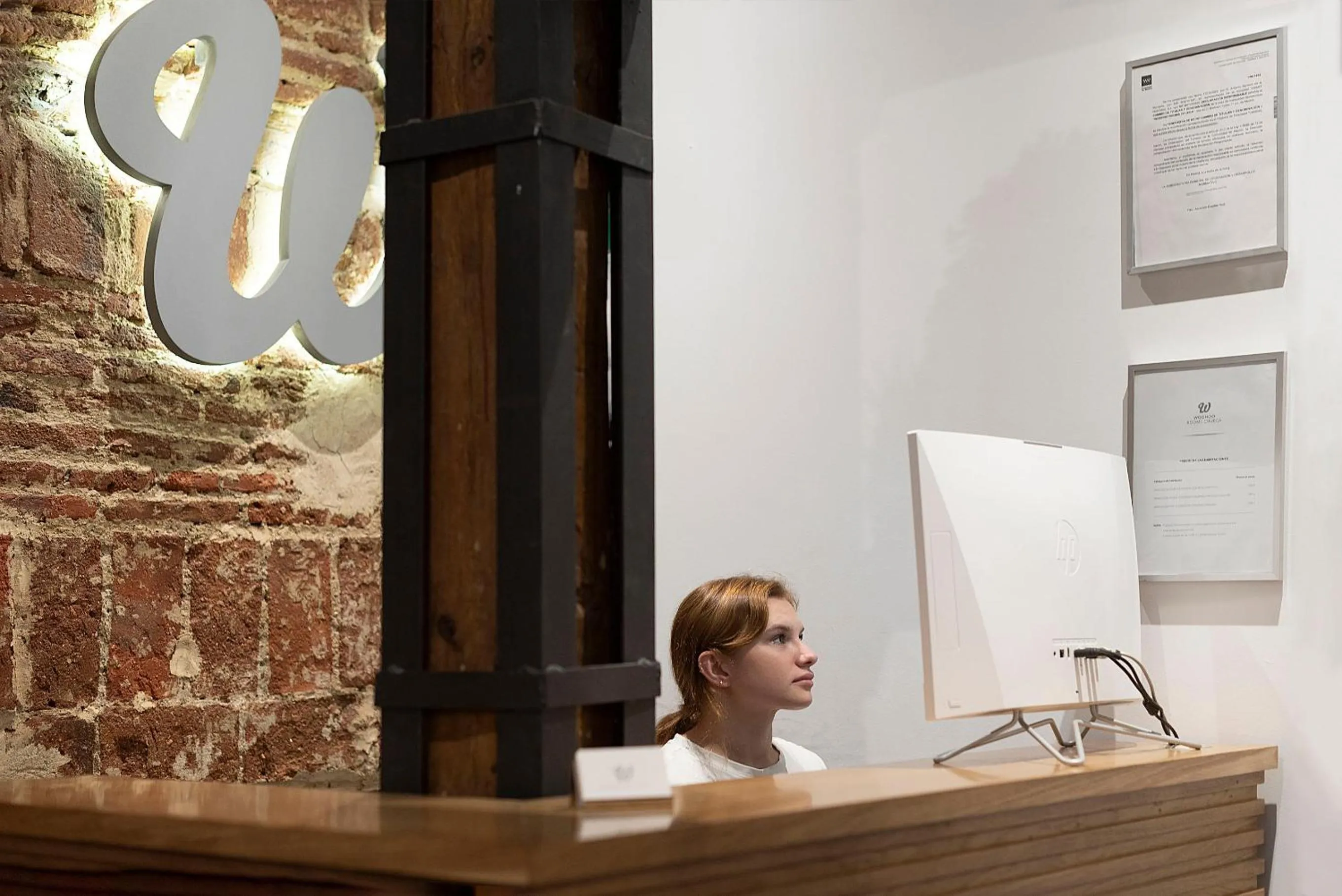 Lobby or reception in Woohoo Rooms Chueca