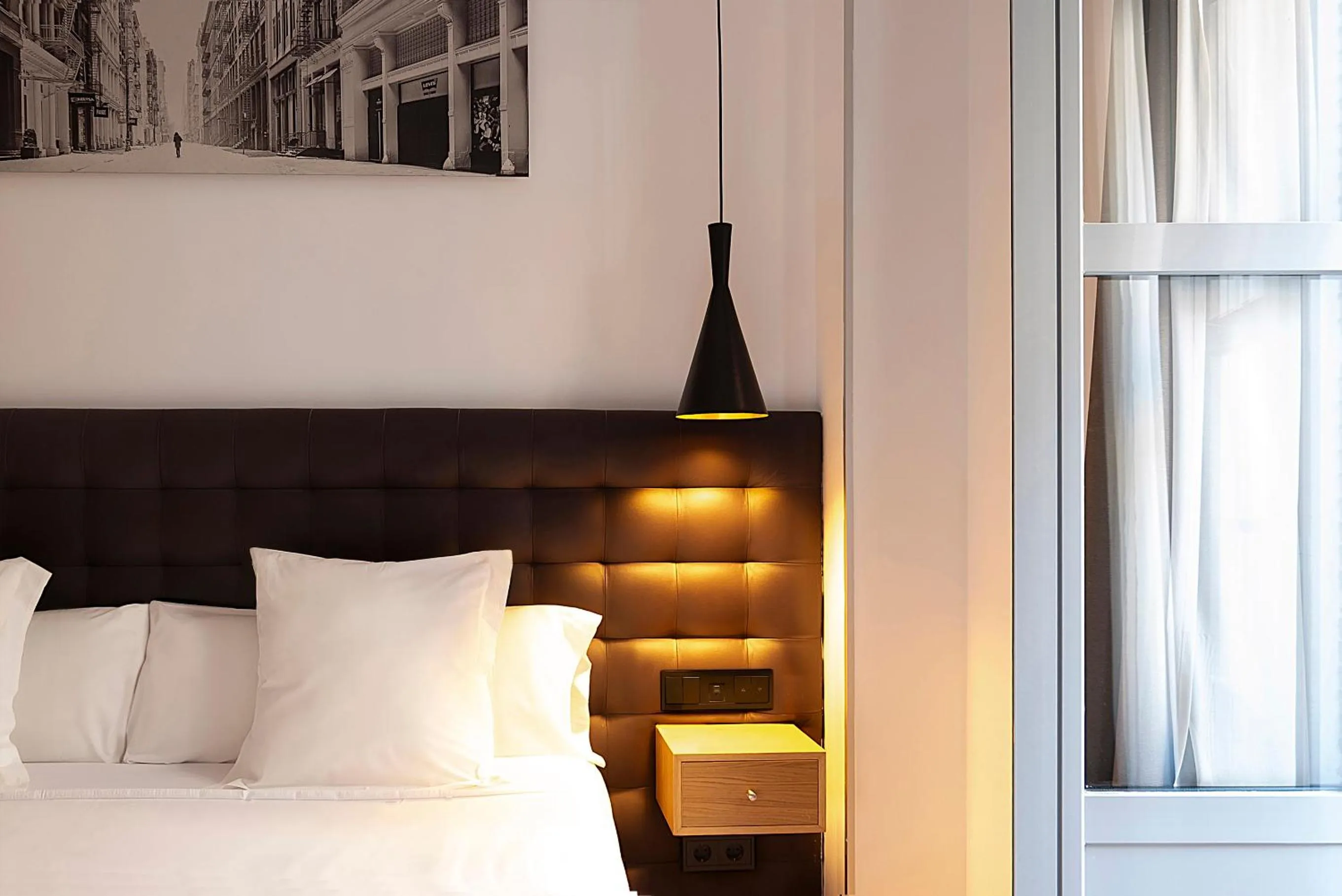 Bed in Woohoo Rooms Chueca