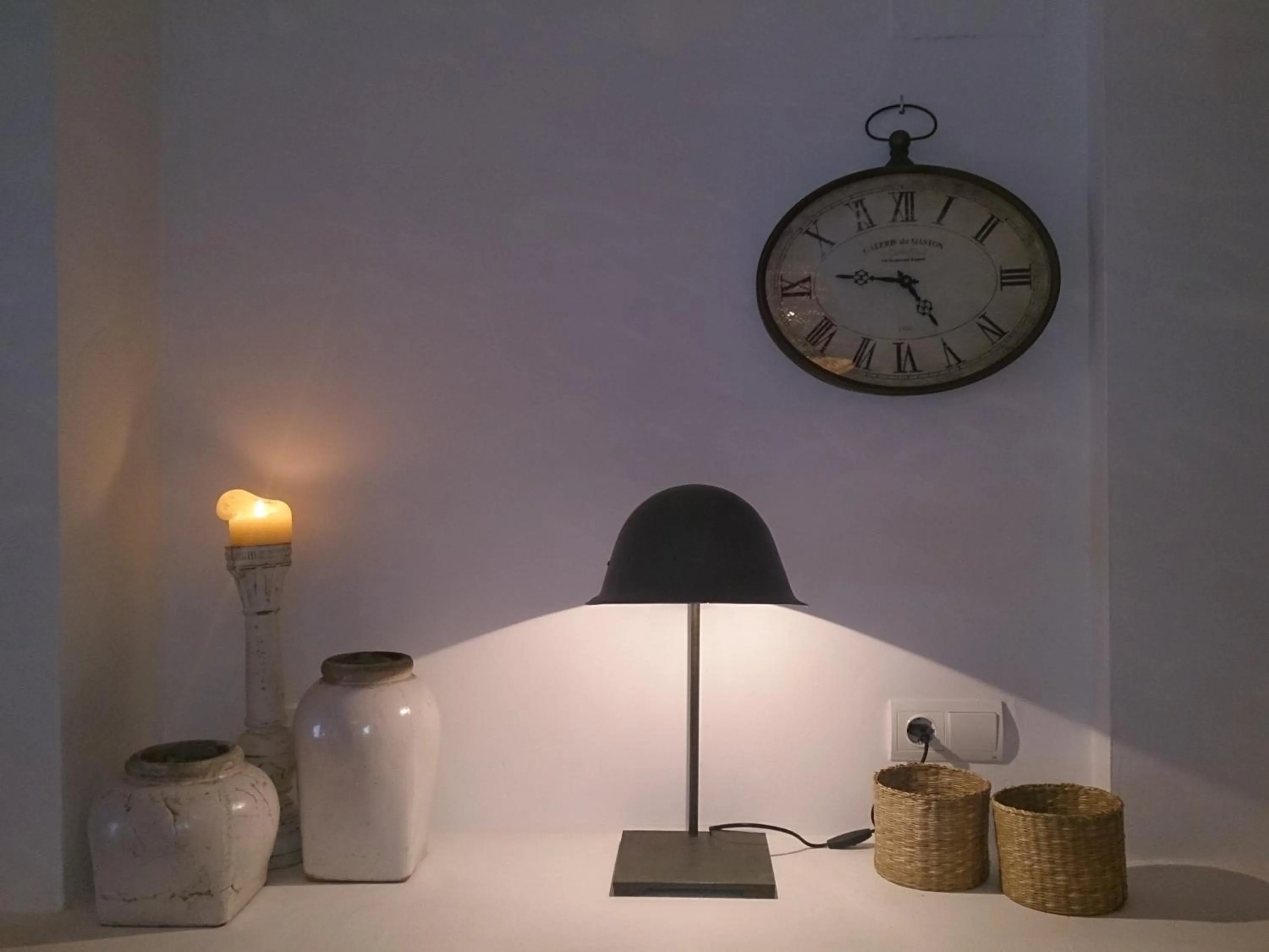 Lobby or reception, Bed in Juanita Hostal