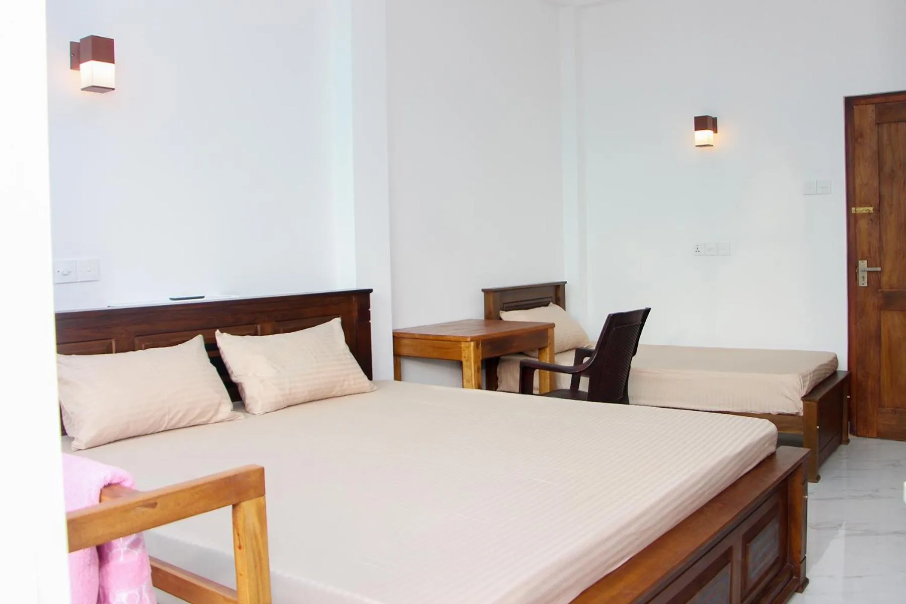 Bed in Laguna Surfing Stay