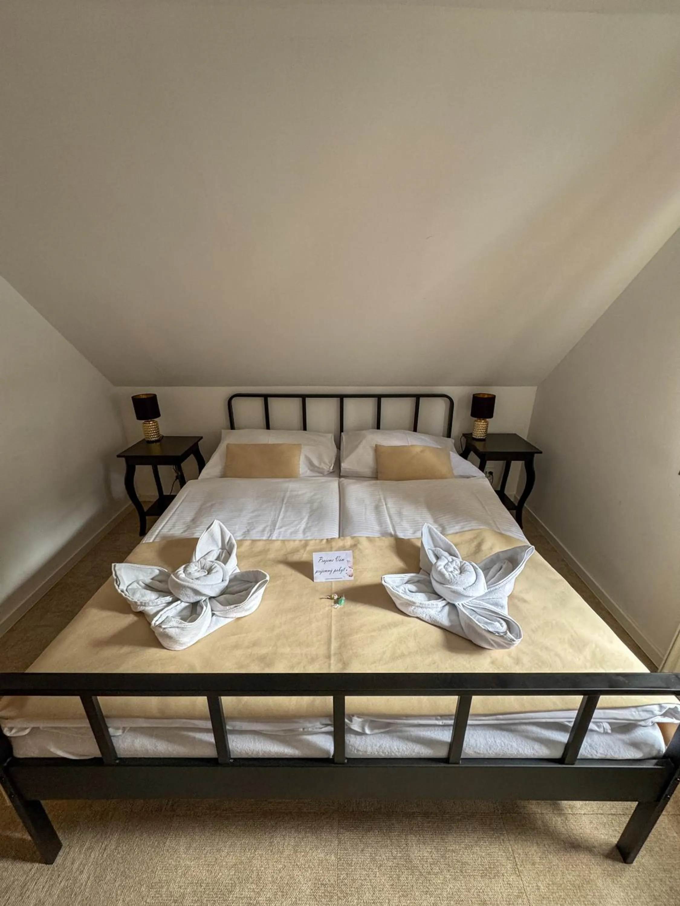 Photo of the whole room, Bed in Resla Residence I, II, & Wellness