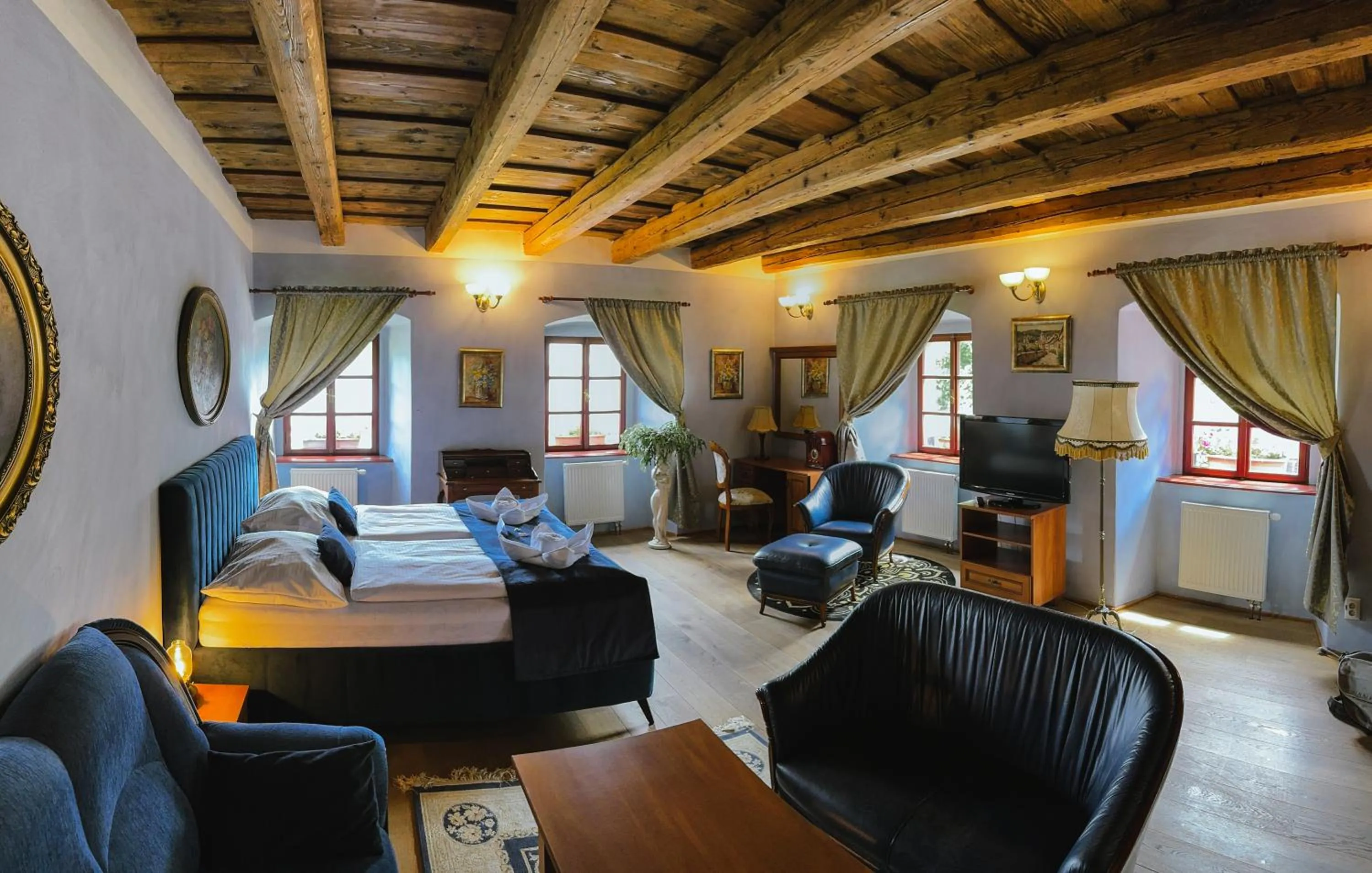 Photo of the whole room, Bed in Resla Residence I, II, & Wellness