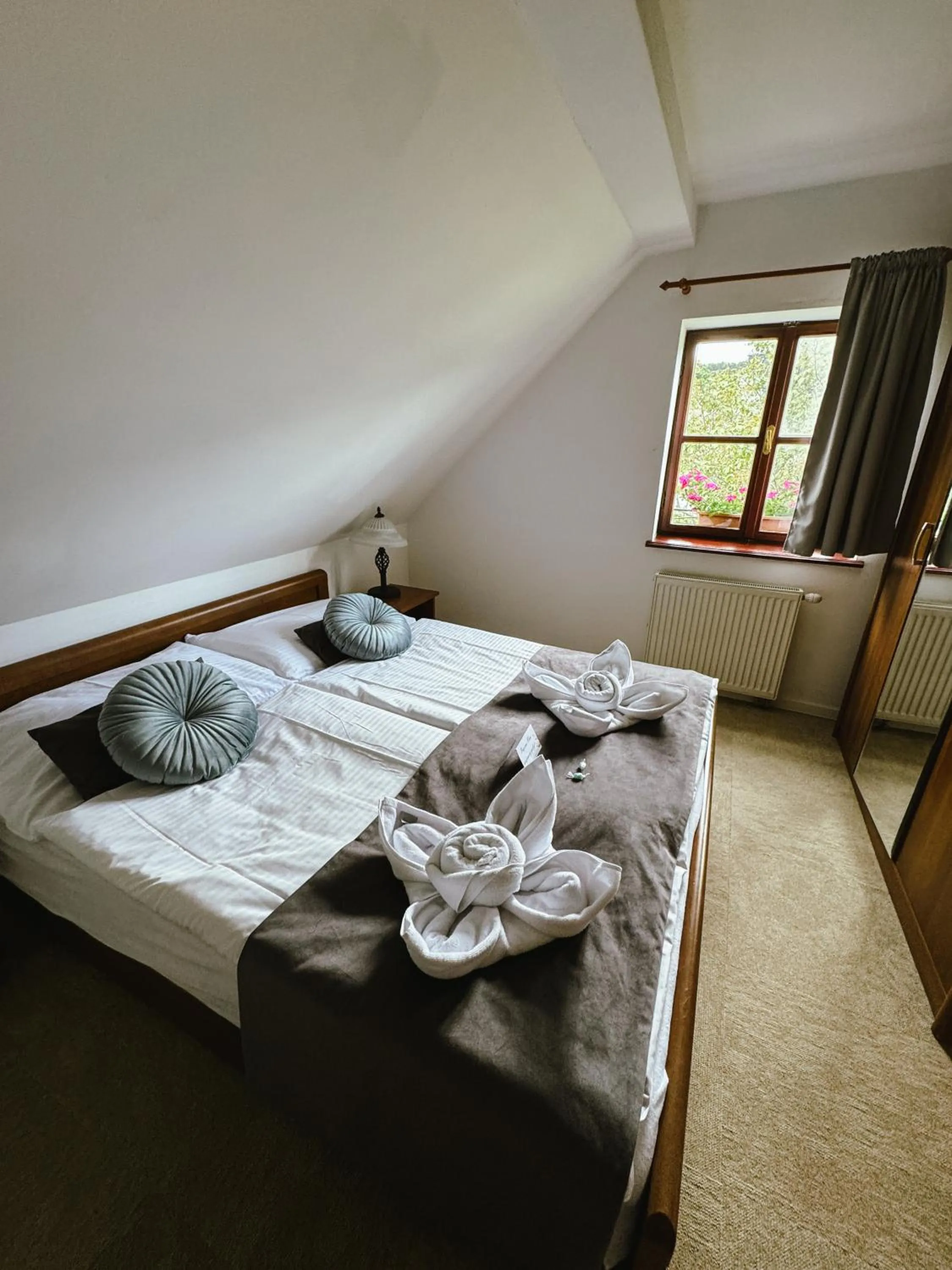 Photo of the whole room, Bed in Resla Residence I, II, & Wellness