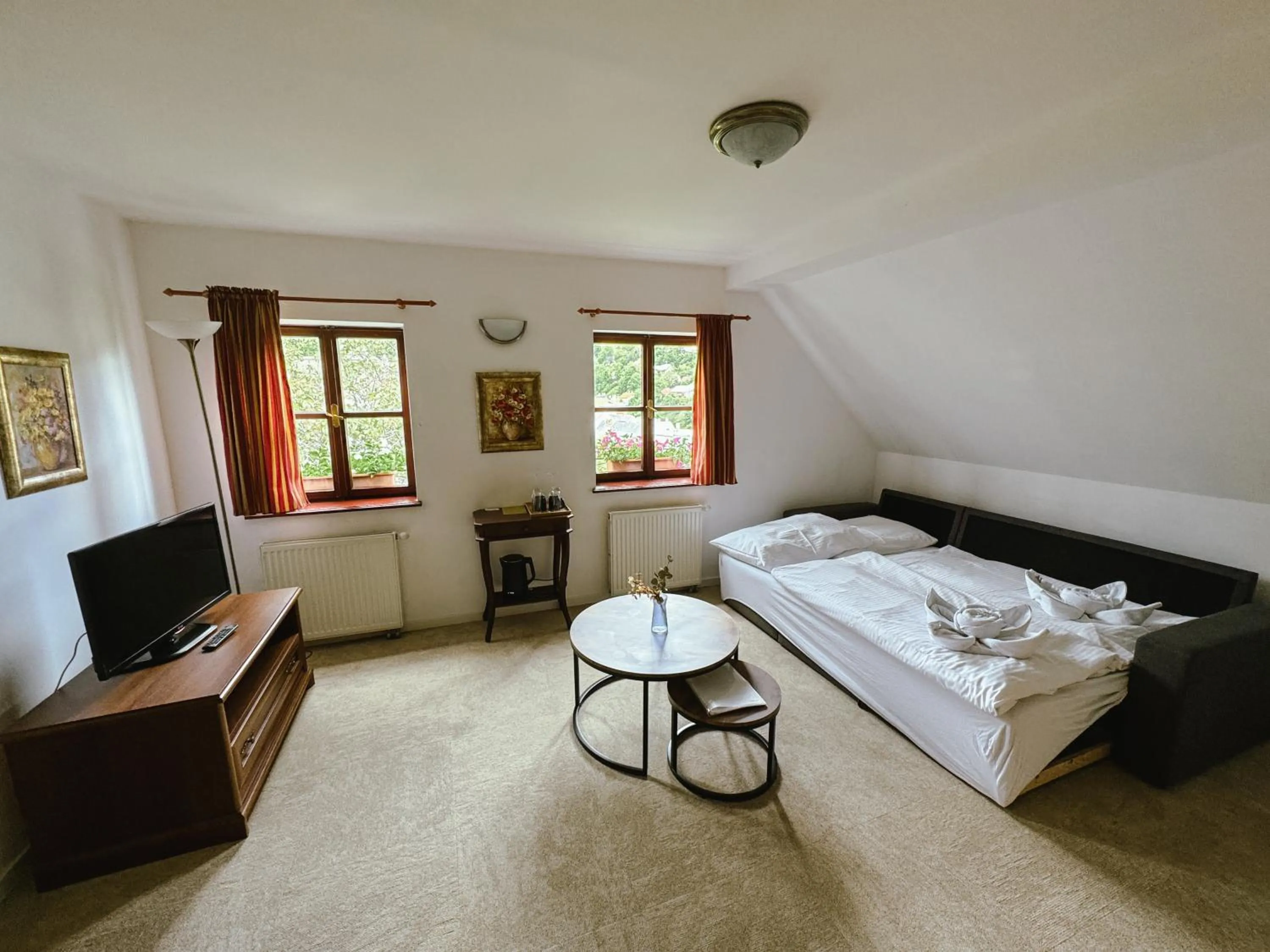 Photo of the whole room, Bed in Resla Residence I, II, & Wellness