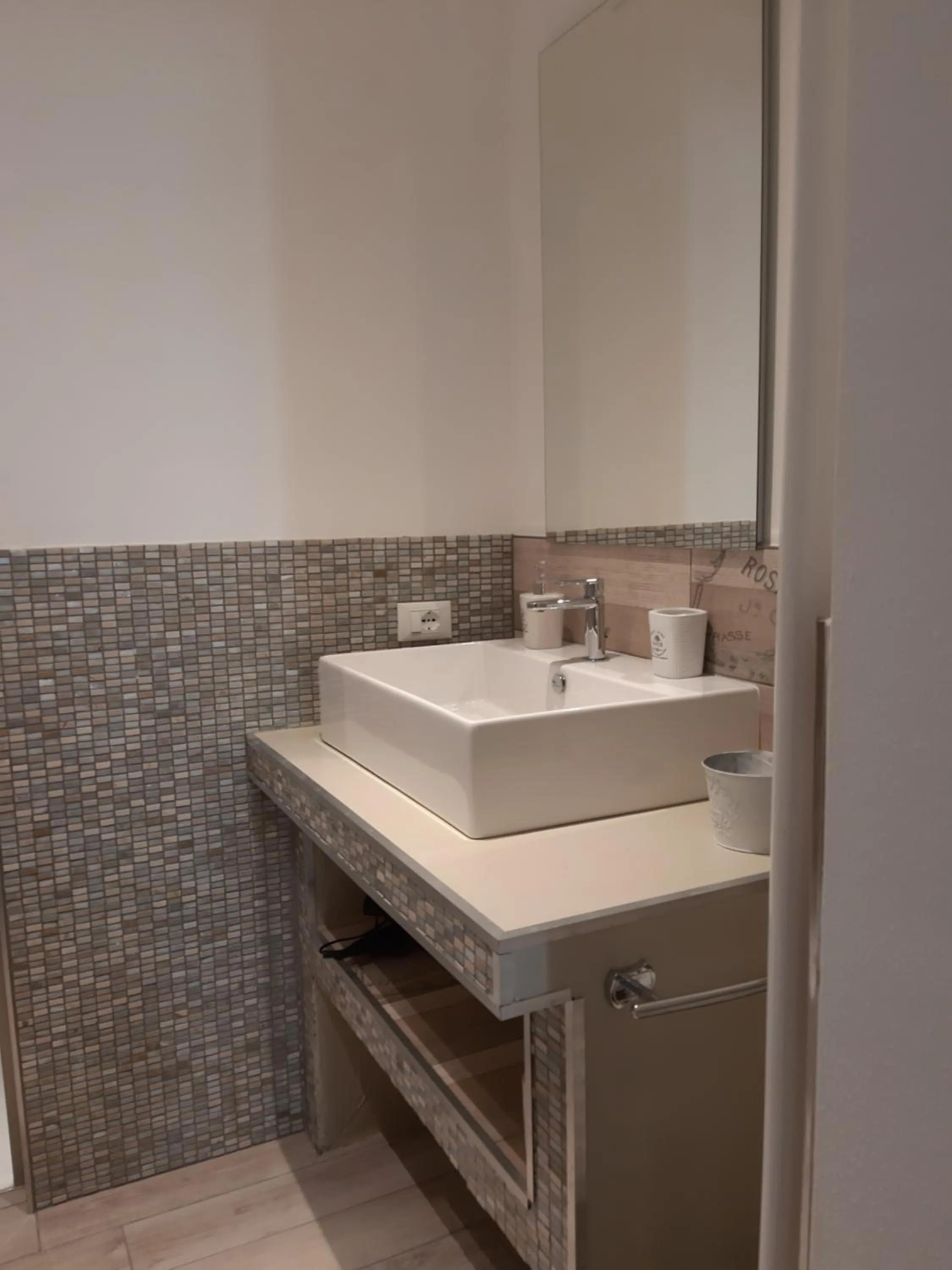 Bathroom in Reggiolacittàinvisibile B&B