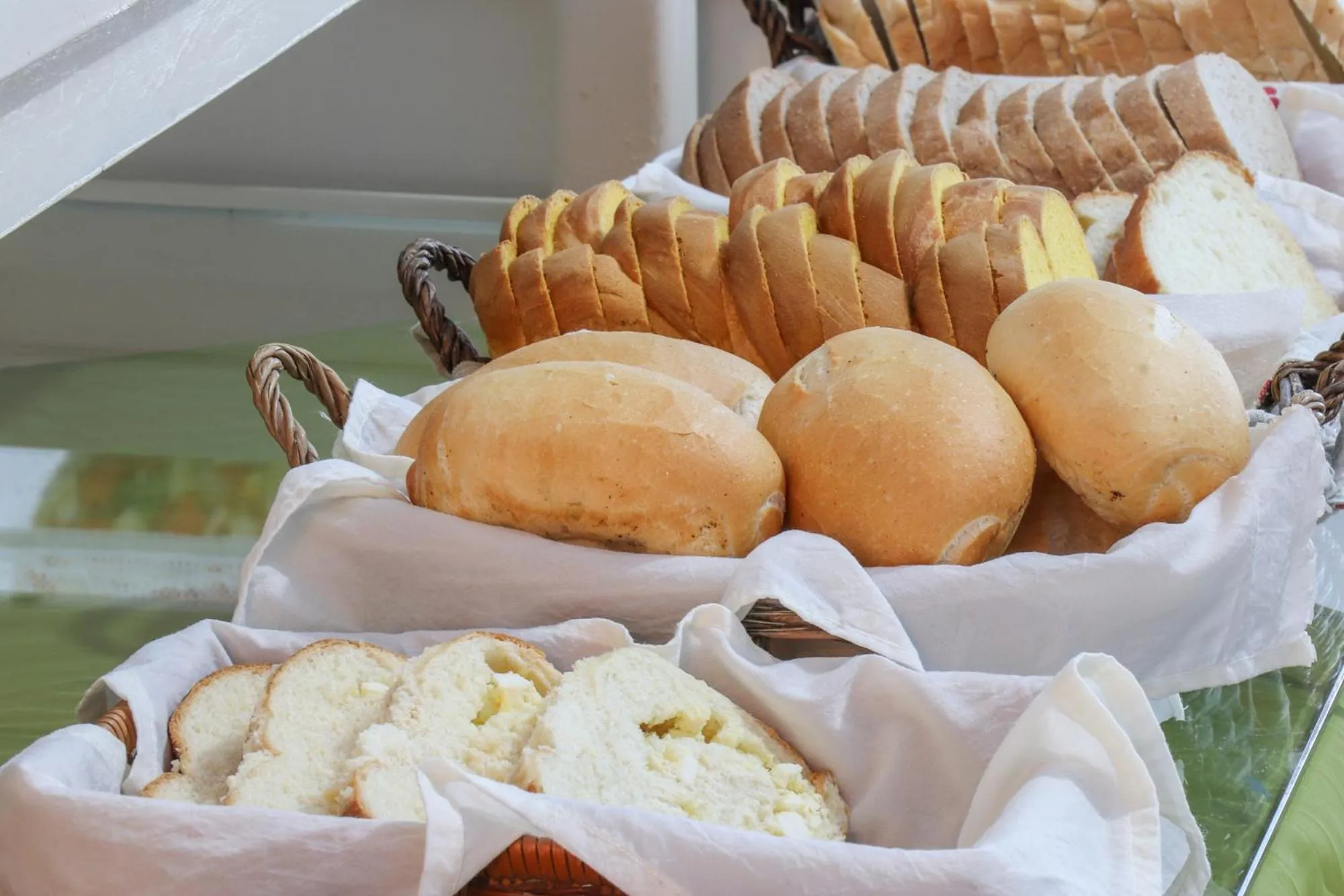 Buffet breakfast in Pousada Tia Eni