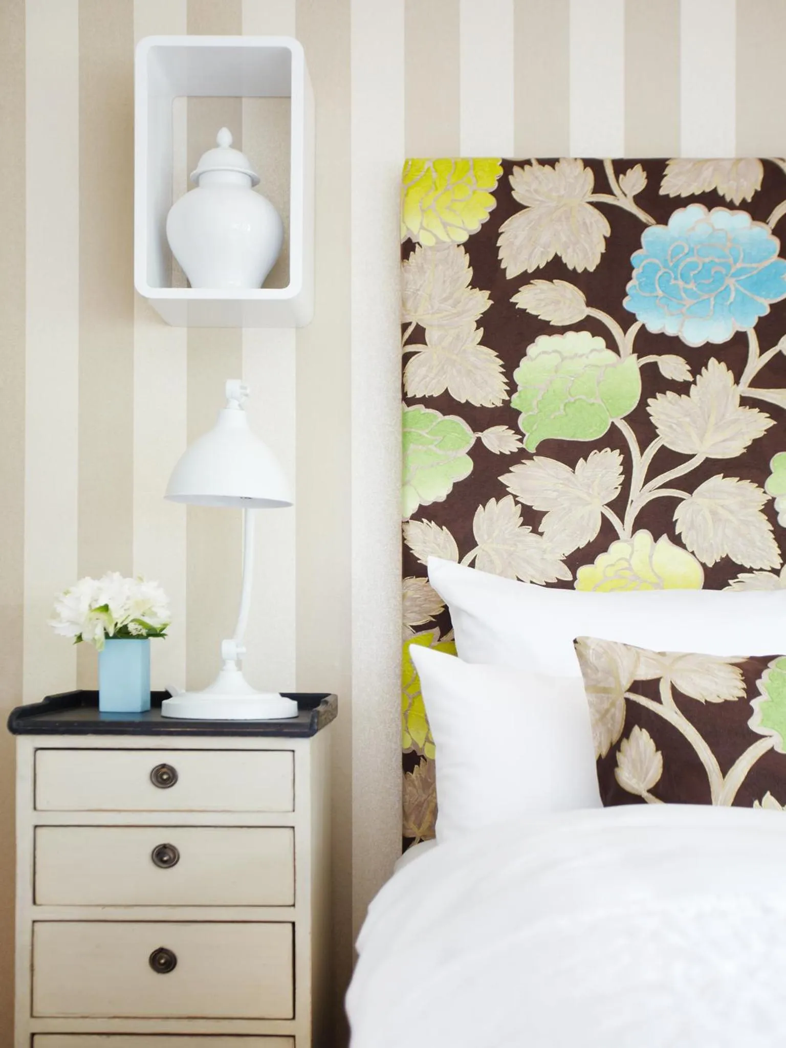 Bed in Fährhaus Meißen B&B