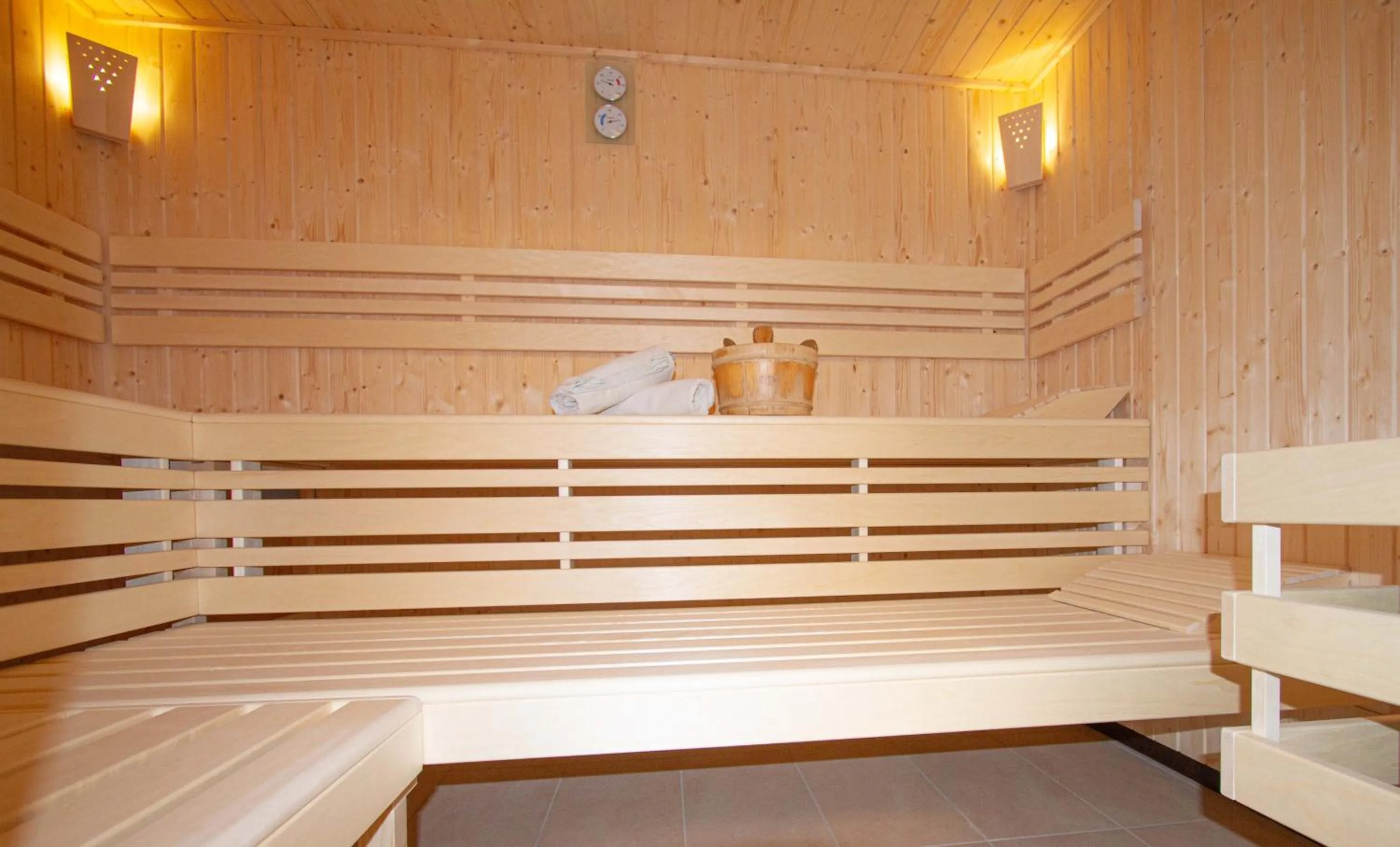 Sauna in Alpenhotel Ensmann