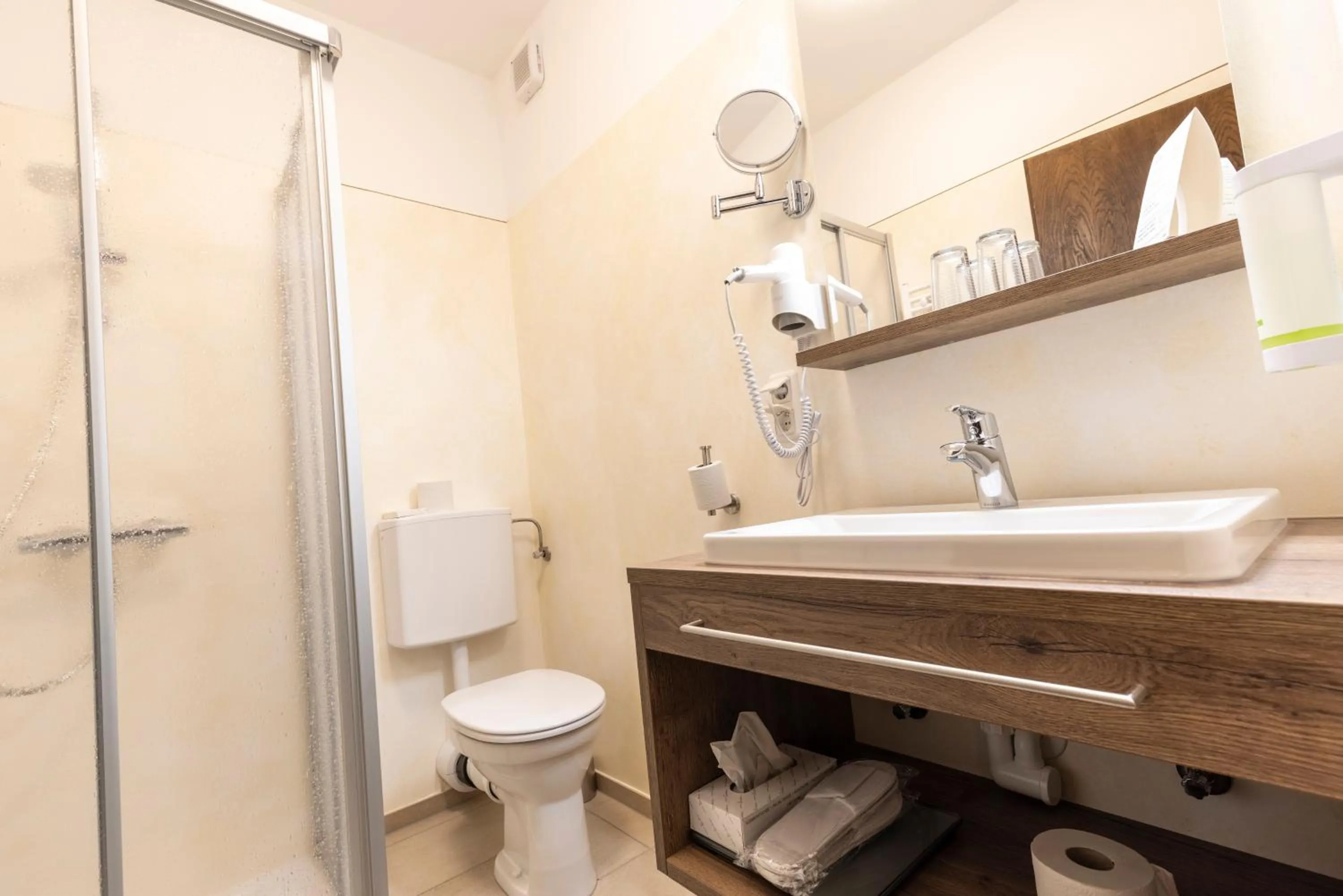 Bathroom in Alpenhotel Ensmann