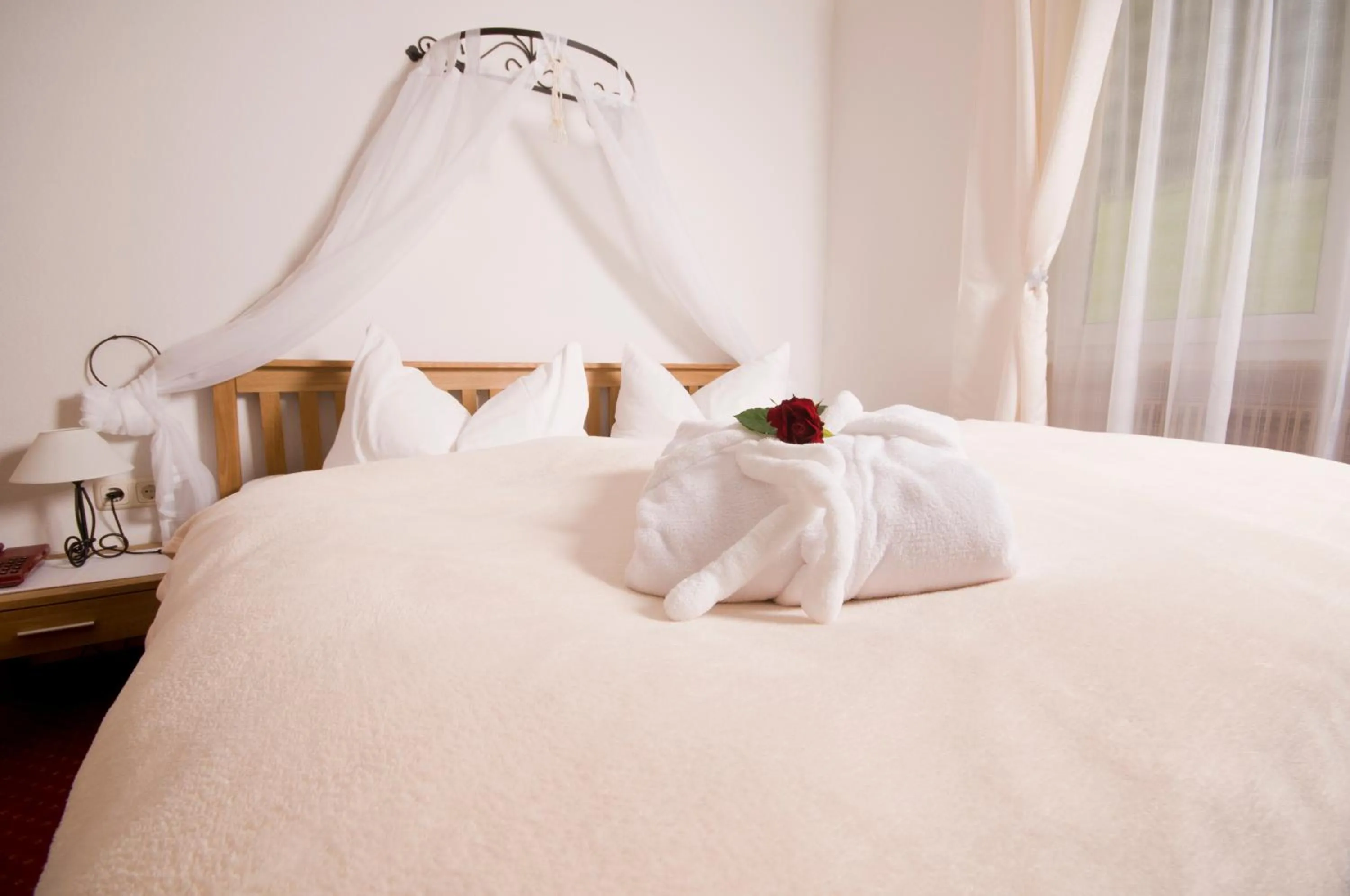 Decorative detail, Bed in Alpenhotel Ensmann