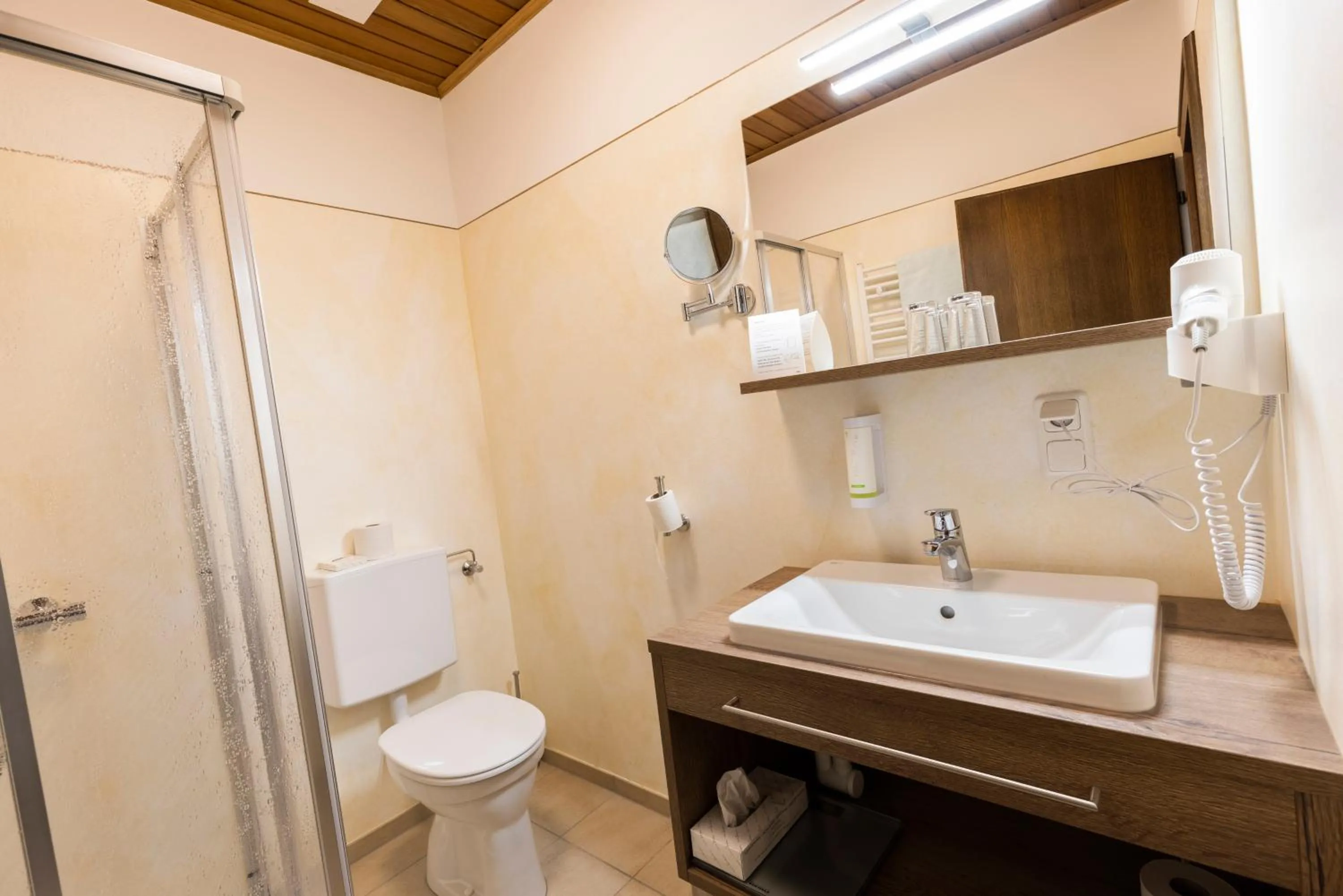 Bathroom in Alpenhotel Ensmann