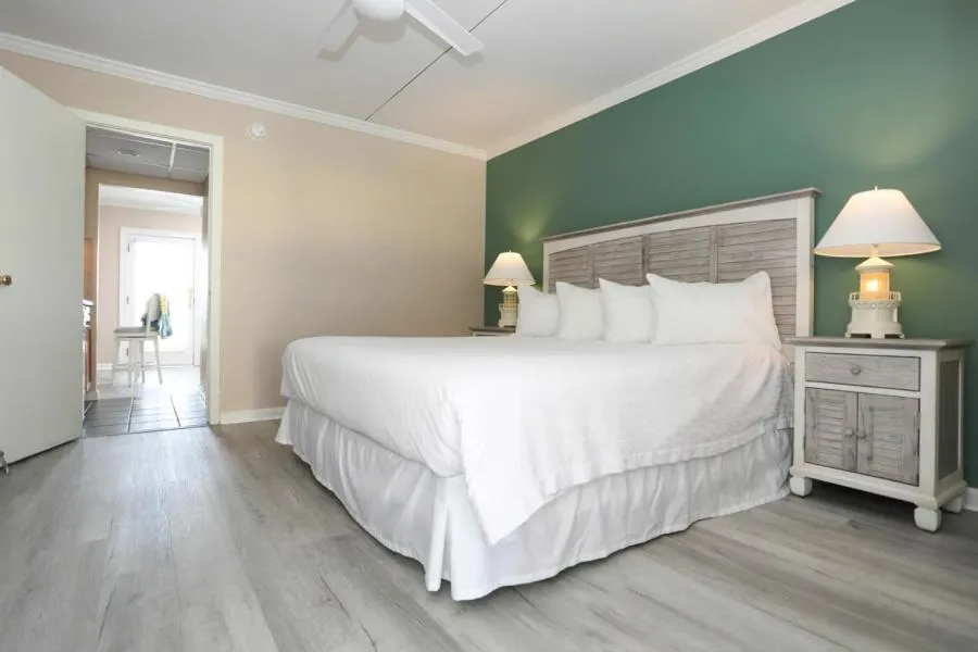 Bed in Marquis De Lafayette