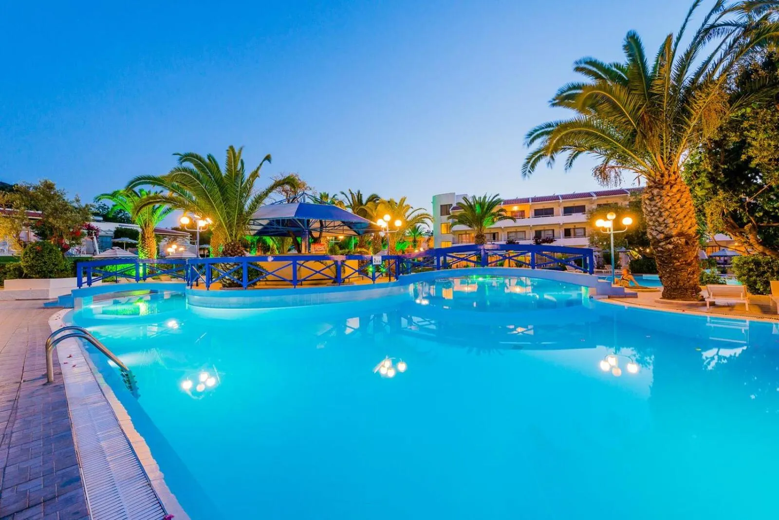 Swimming pool in Filerimos Village Hotel