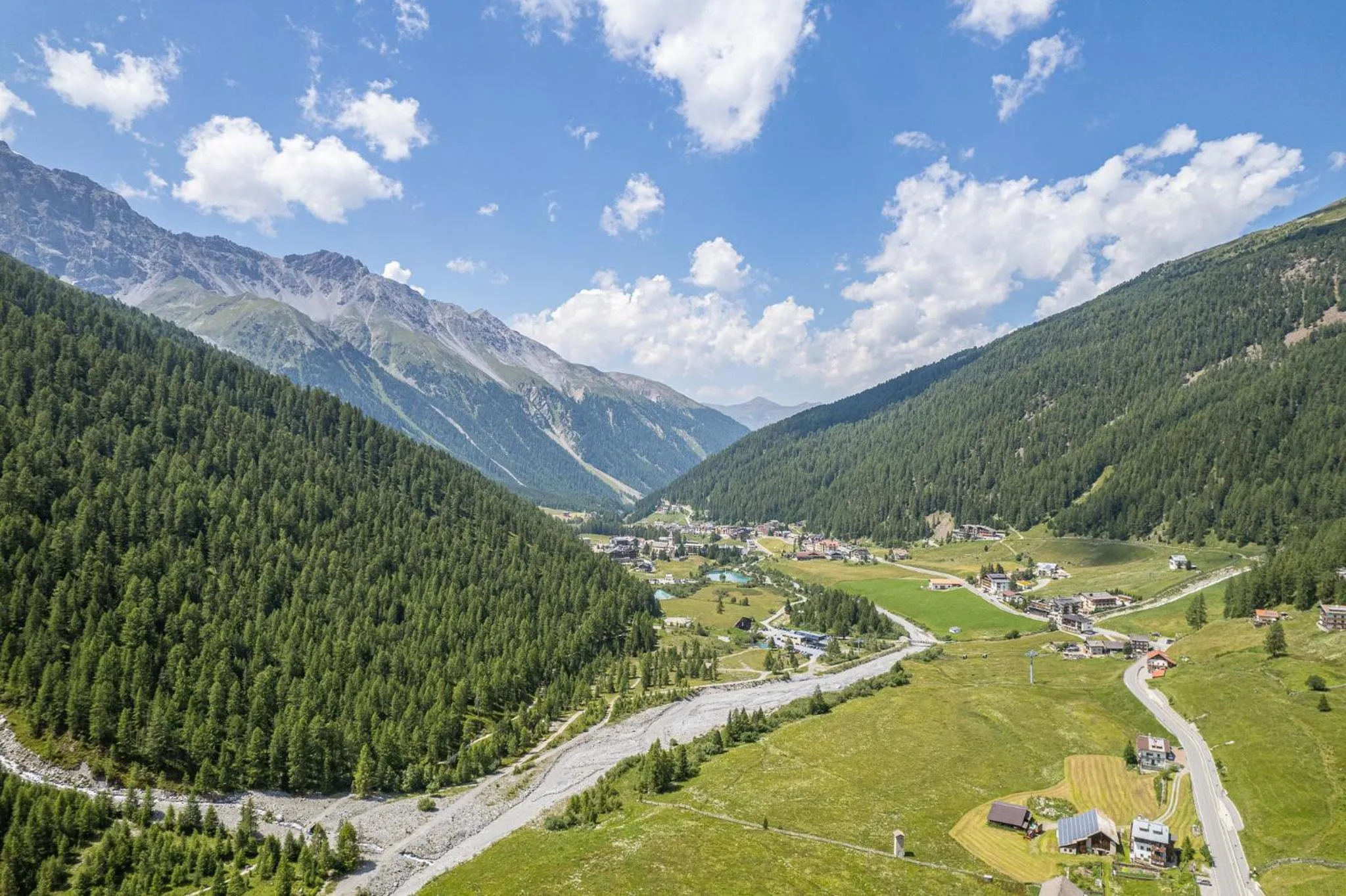 Natural landscape in Hotel Cevedale