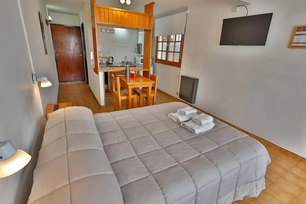 Bed in LA PONDEROSA Apart Hotel