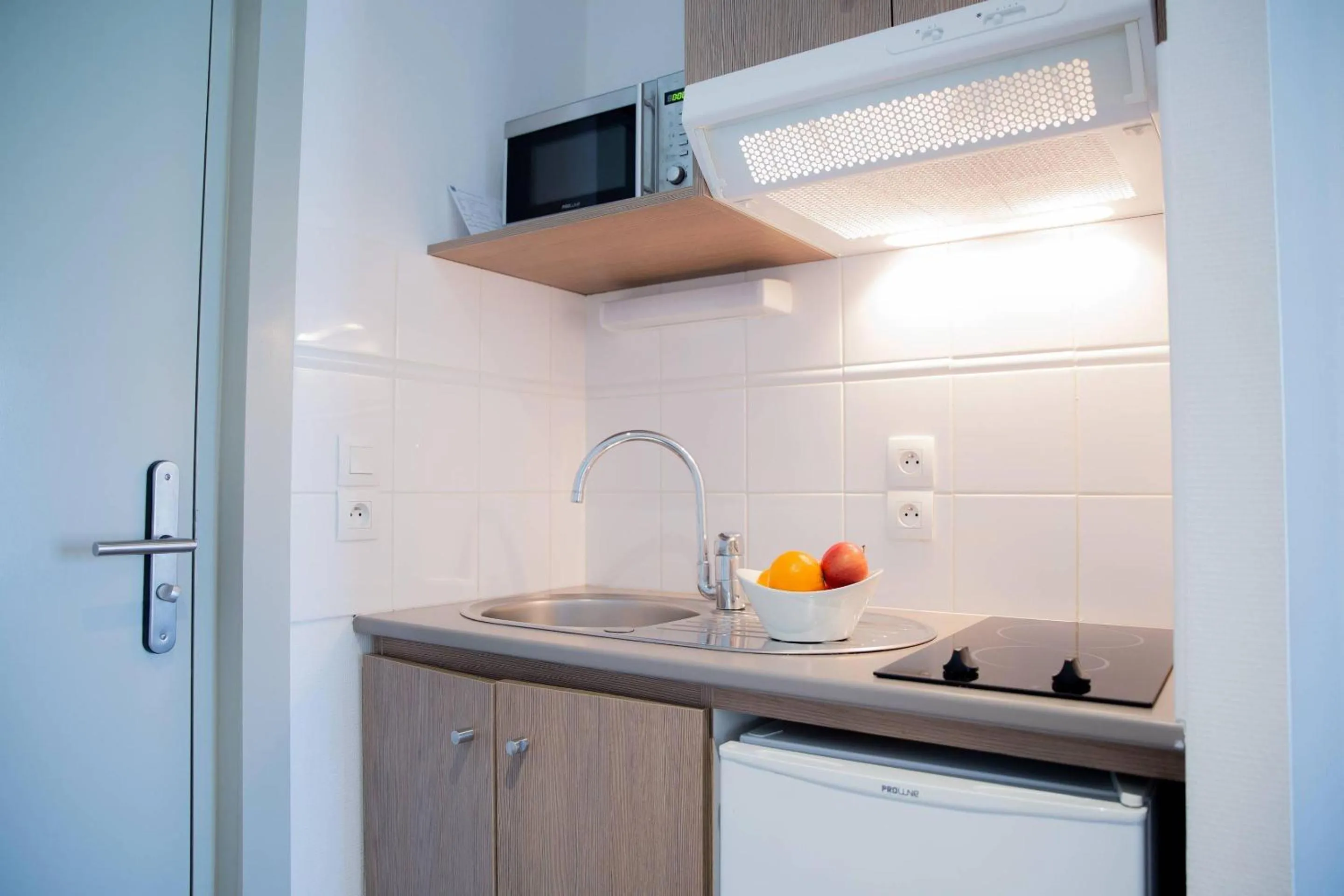 Bedroom in Comfort Aparthotel Cannes Mandelieu