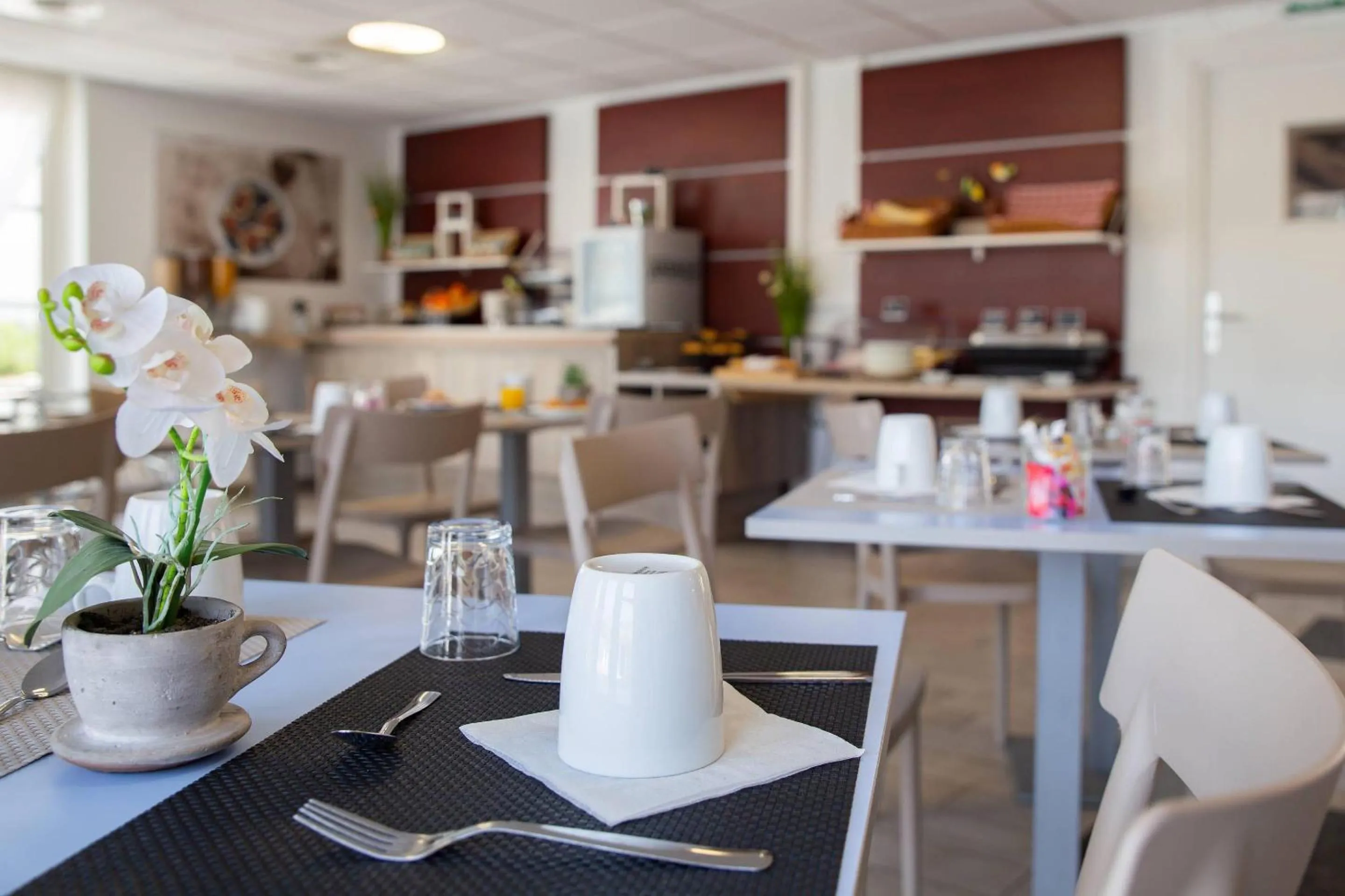 Breakfast in Comfort Aparthotel Cannes Mandelieu