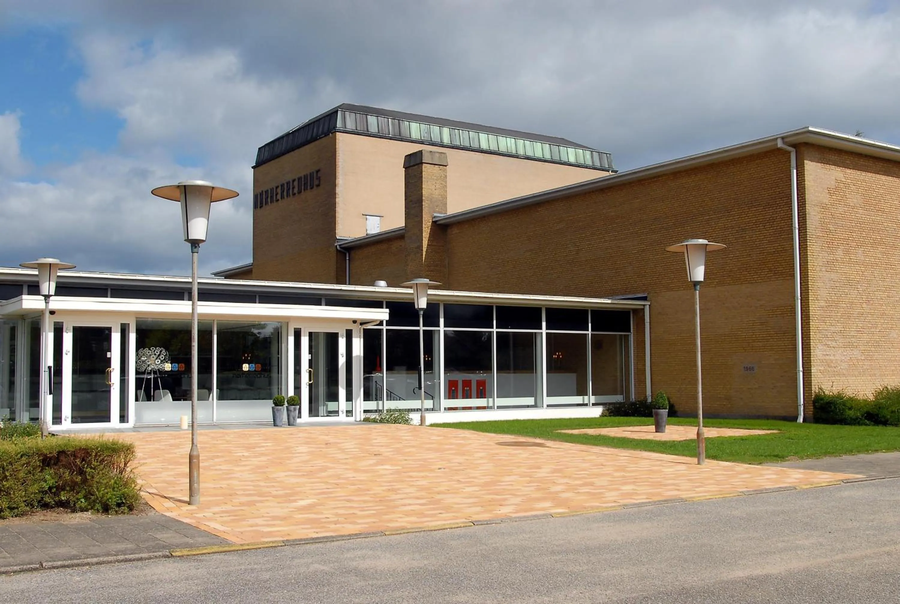 Facade/entrance in Hotel Nørherredhus