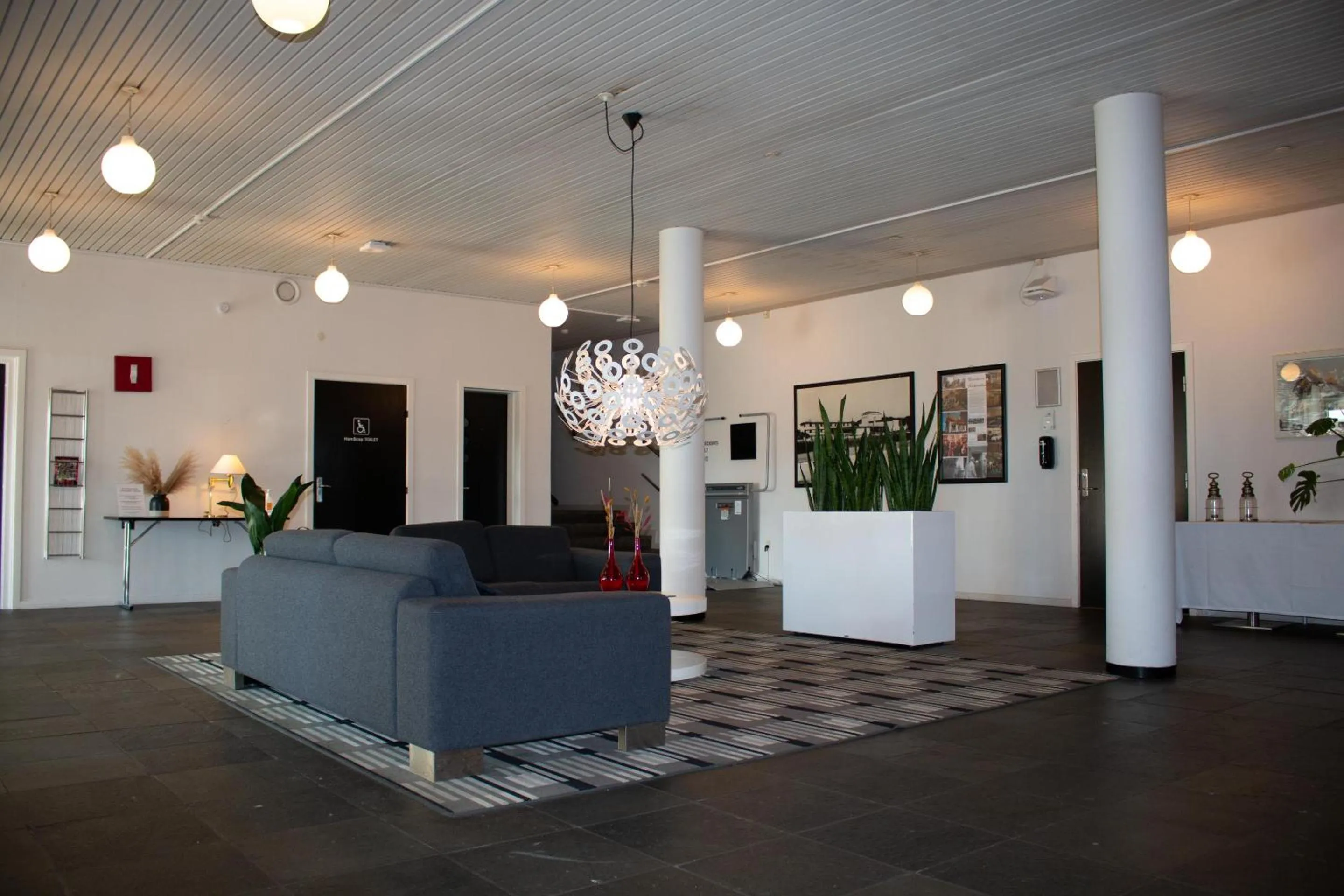 Lobby or reception in Hotel Nørherredhus