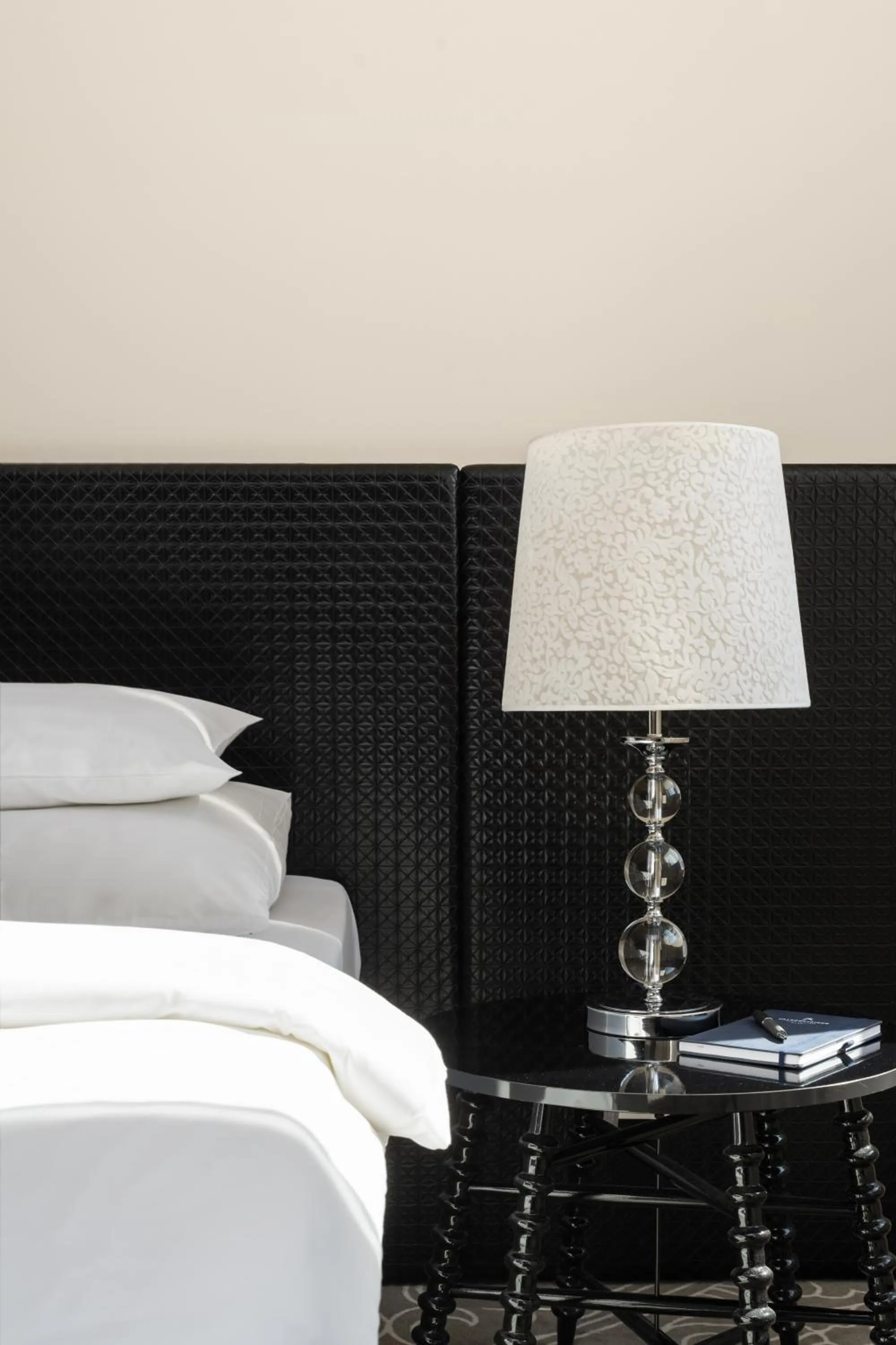 Bed in Zijin Hotel Belgrade