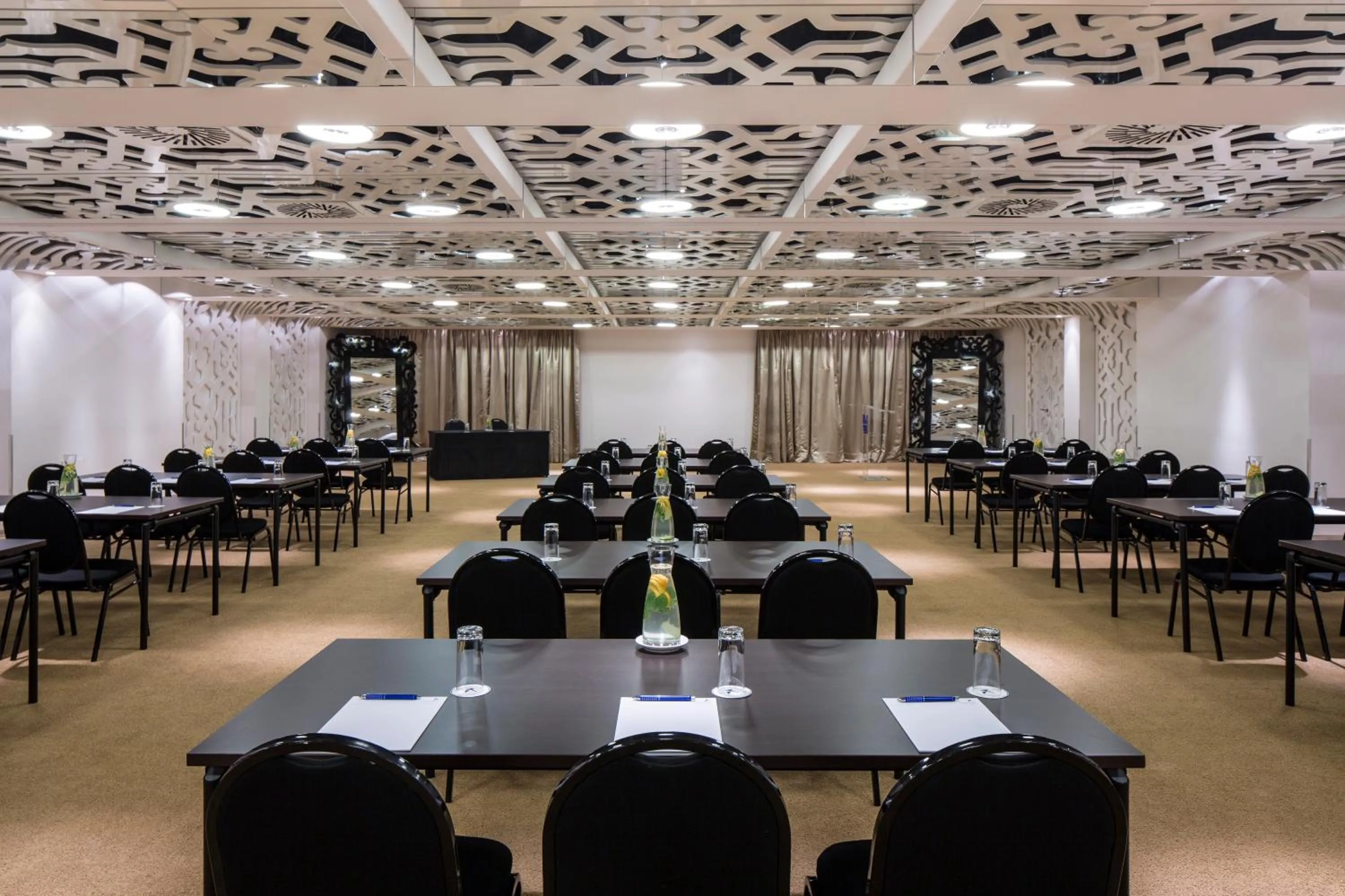 Meeting/conference room in Zijin Hotel Belgrade