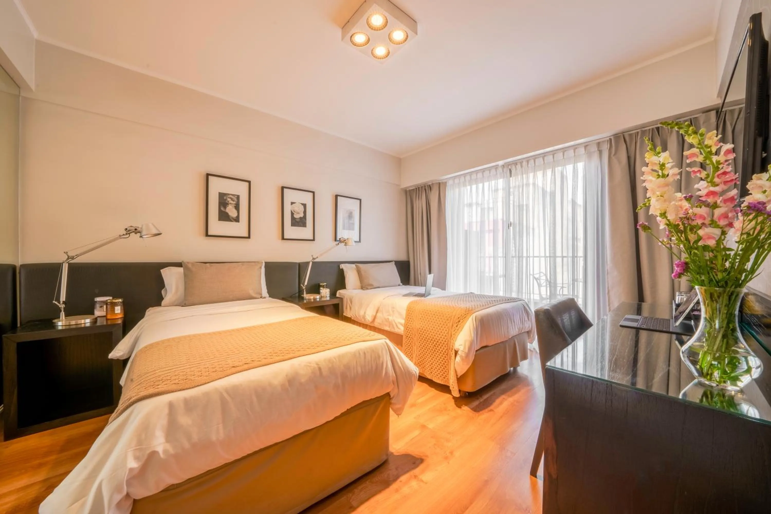 Bed in Principado Downtown