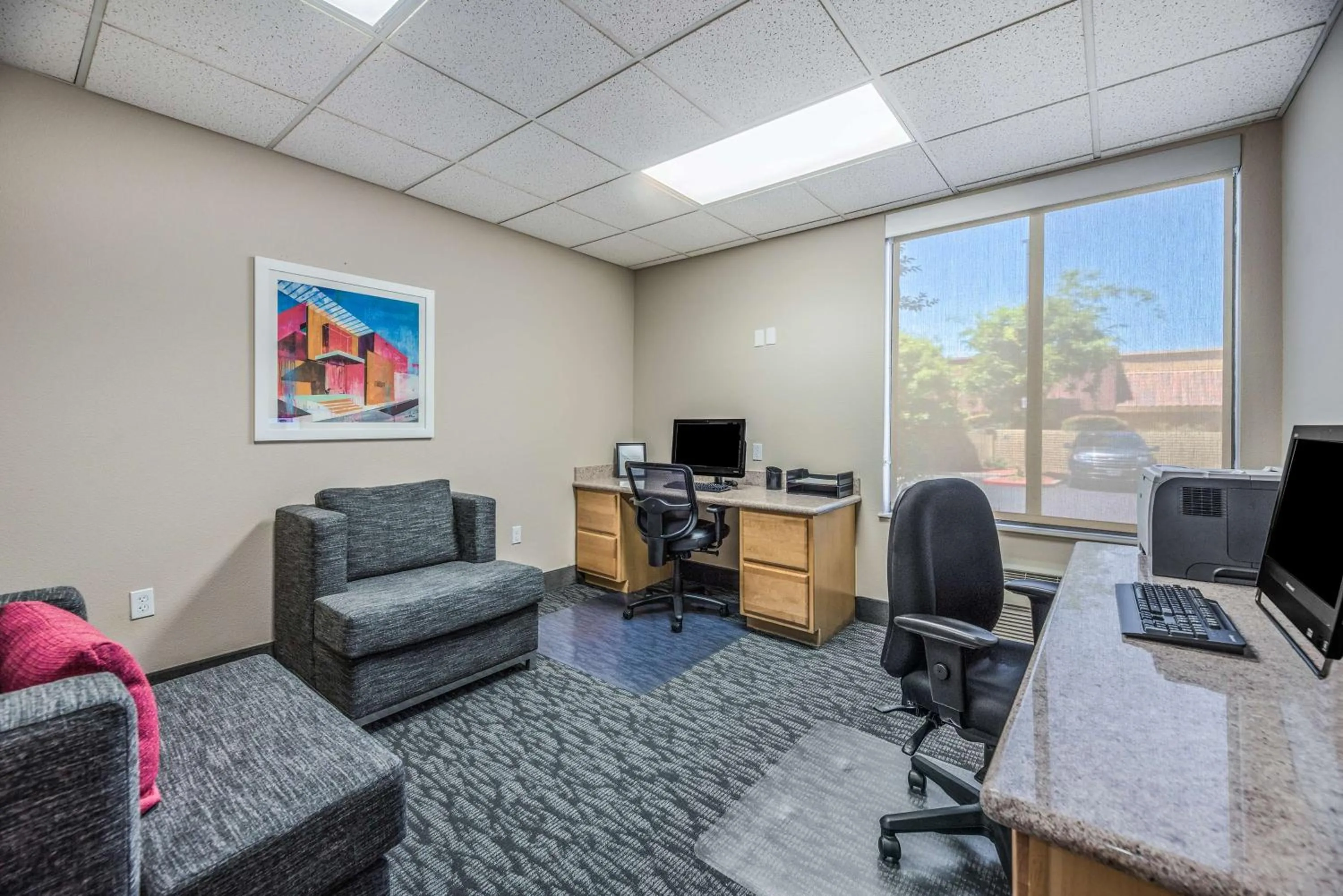 Business facilities in Hampton Inn Oakland-Hayward
