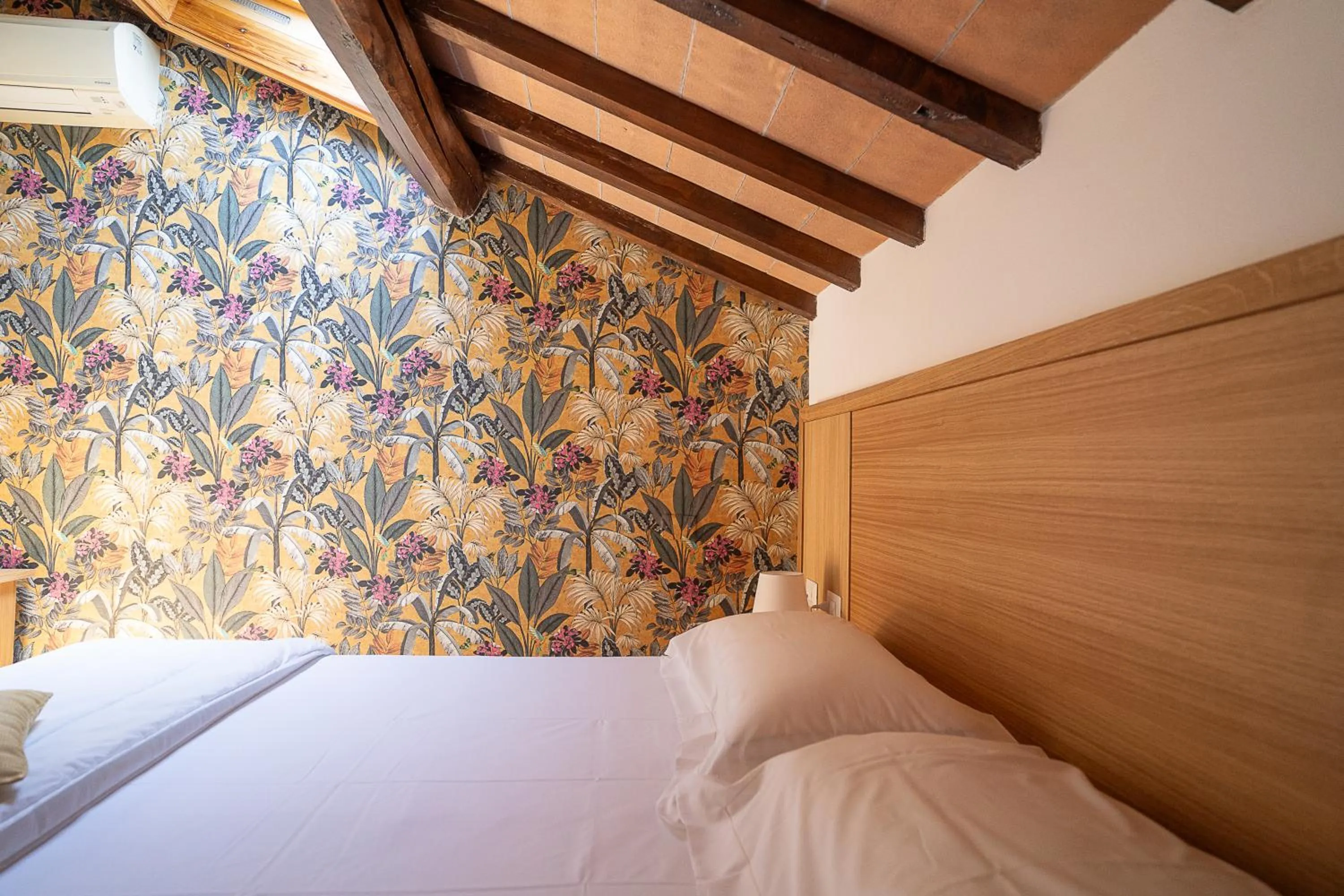 Bed in Hotel Bellonda