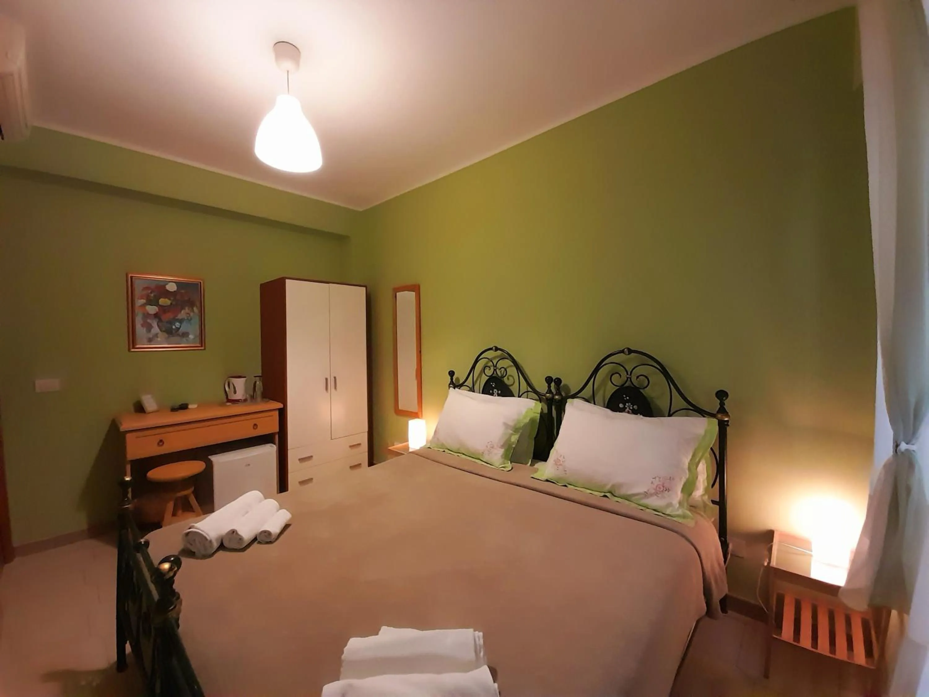 View (from property/room), Bed in Bed and Breakfast Rosangela