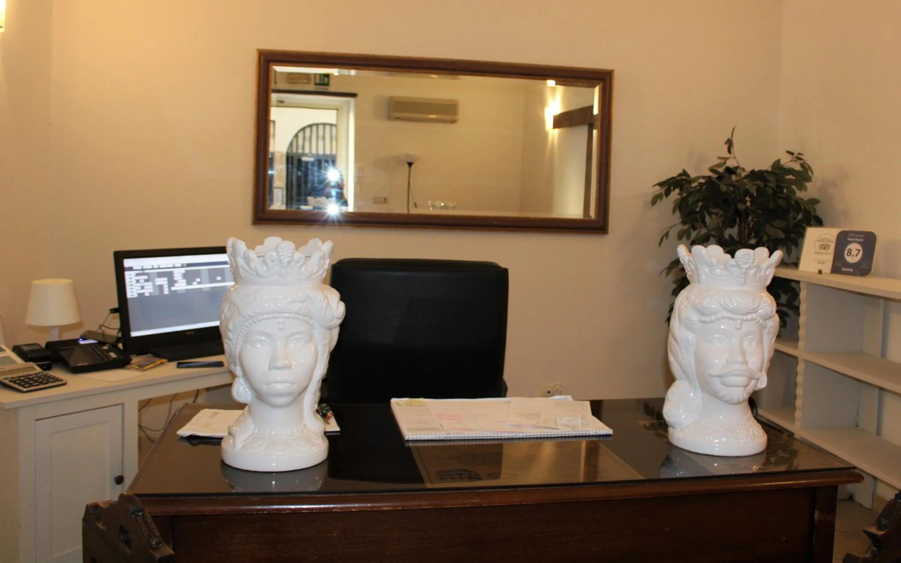 Lobby or reception in Hotel Trieste