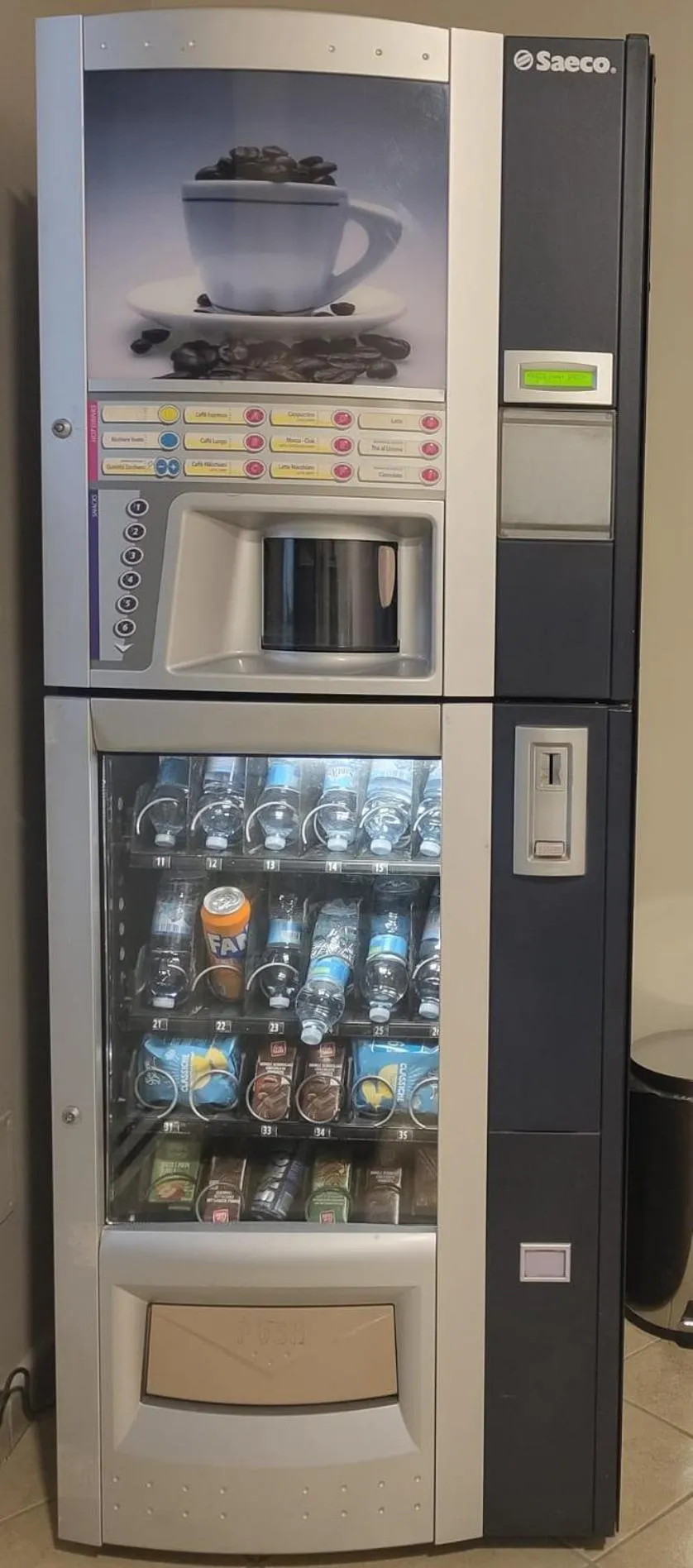 Lounge or bar in Hotel Trieste