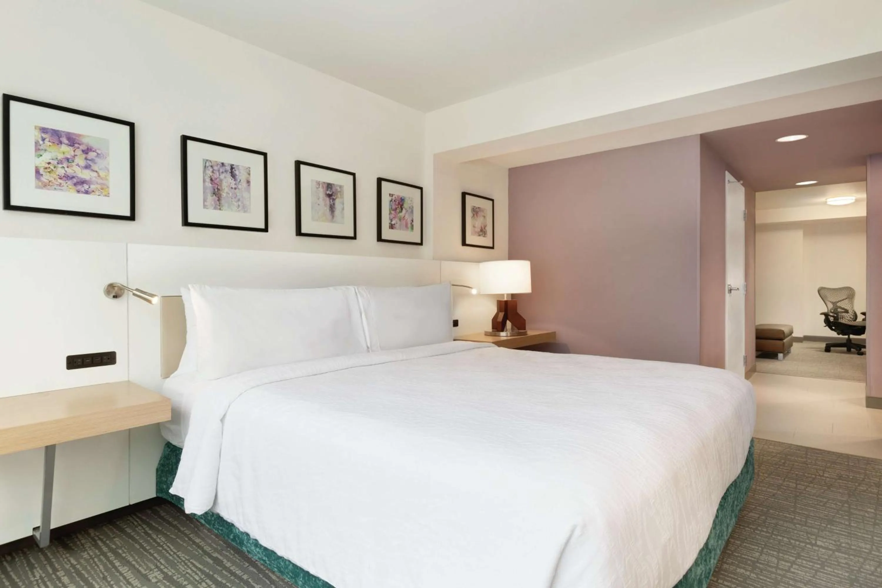 Bed in Hilton Garden Inn Bridgewater