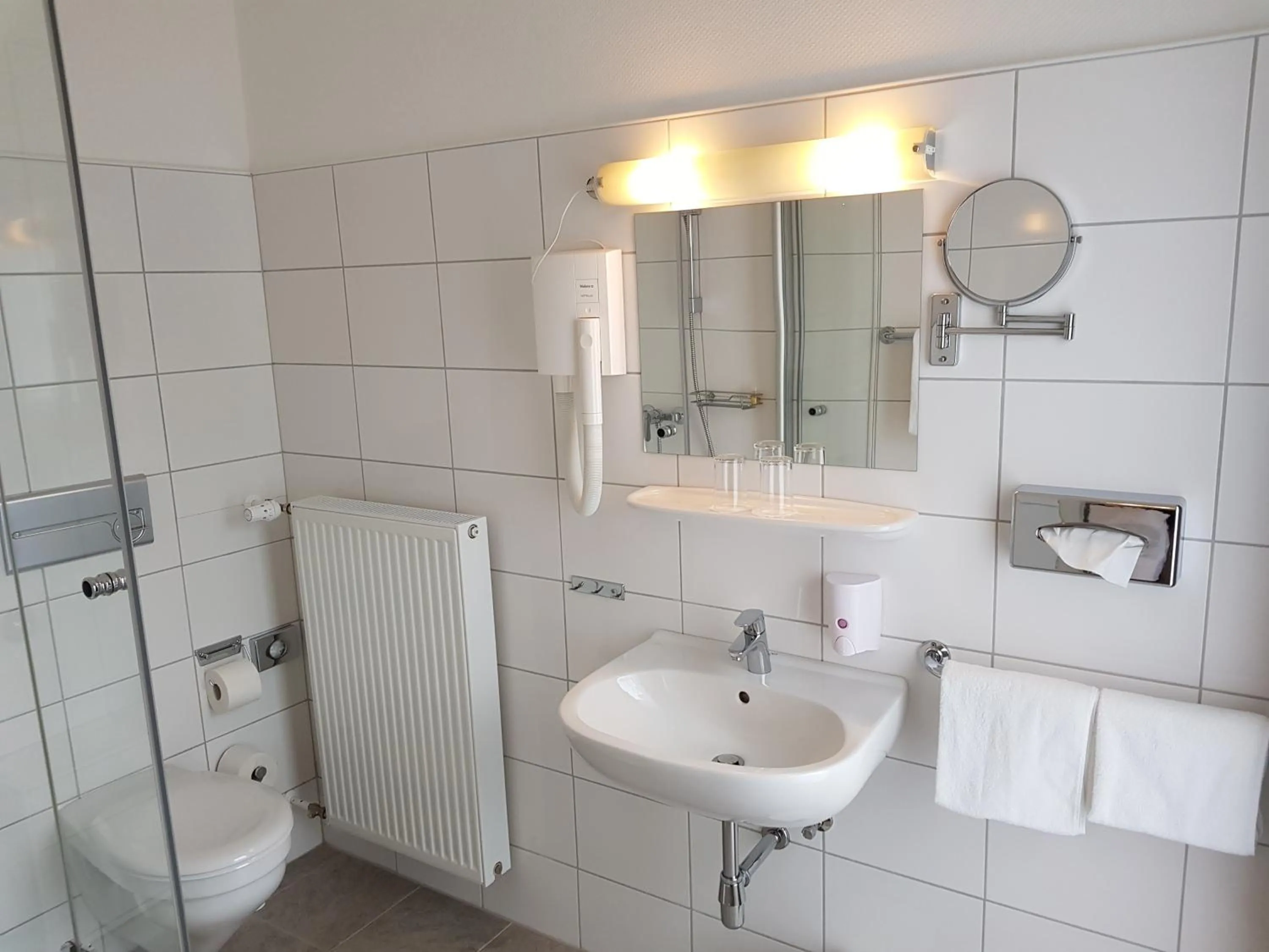 Bathroom in Hotel zum Anker