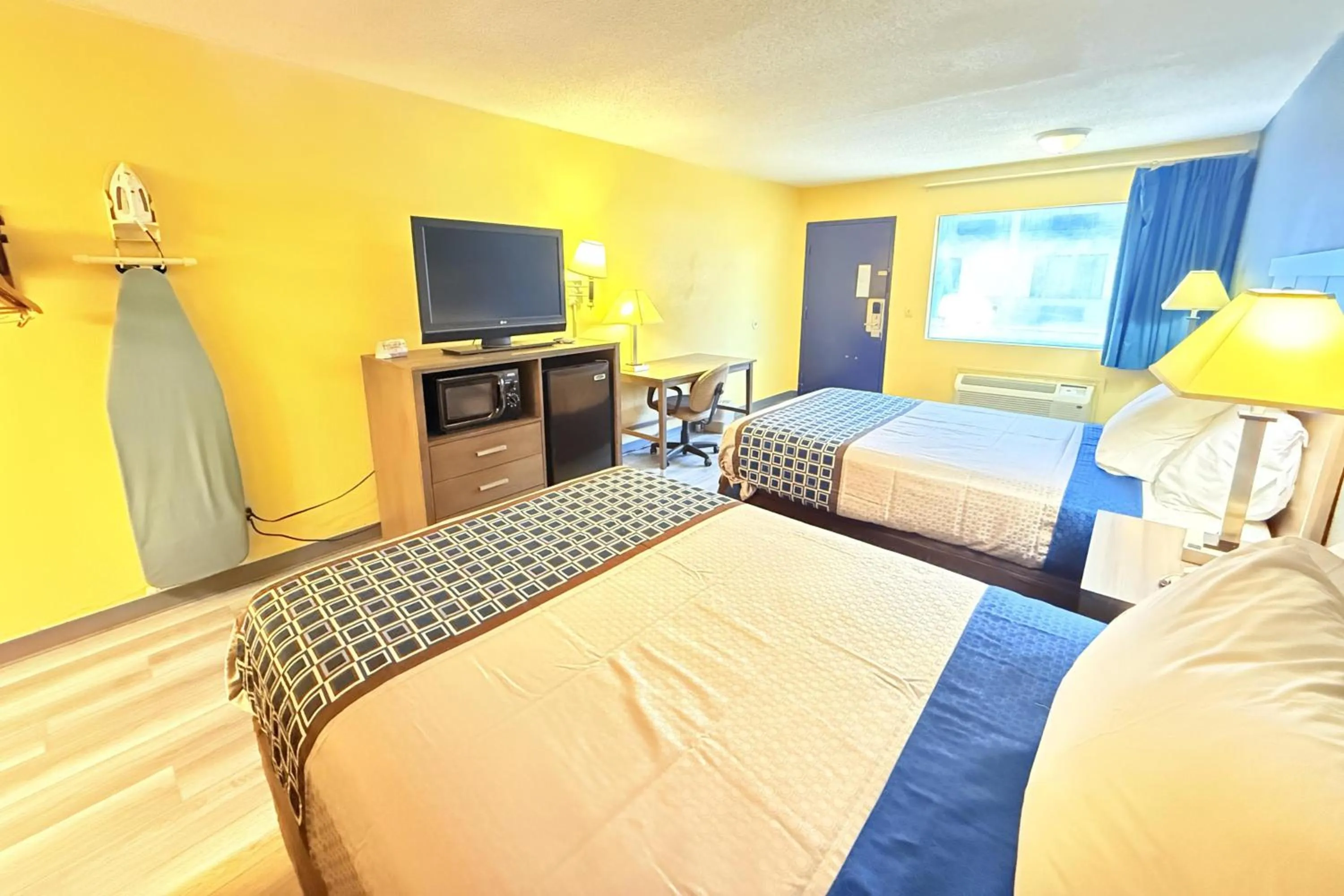 Bedroom, Bed in OYO Hotel Williamston