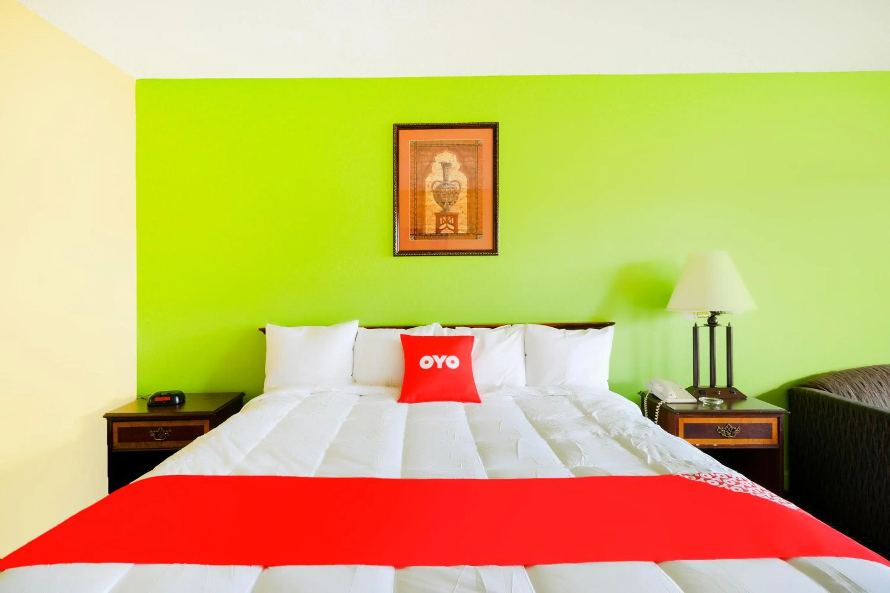 Bedroom, Bed in OYO Hotel Williamston