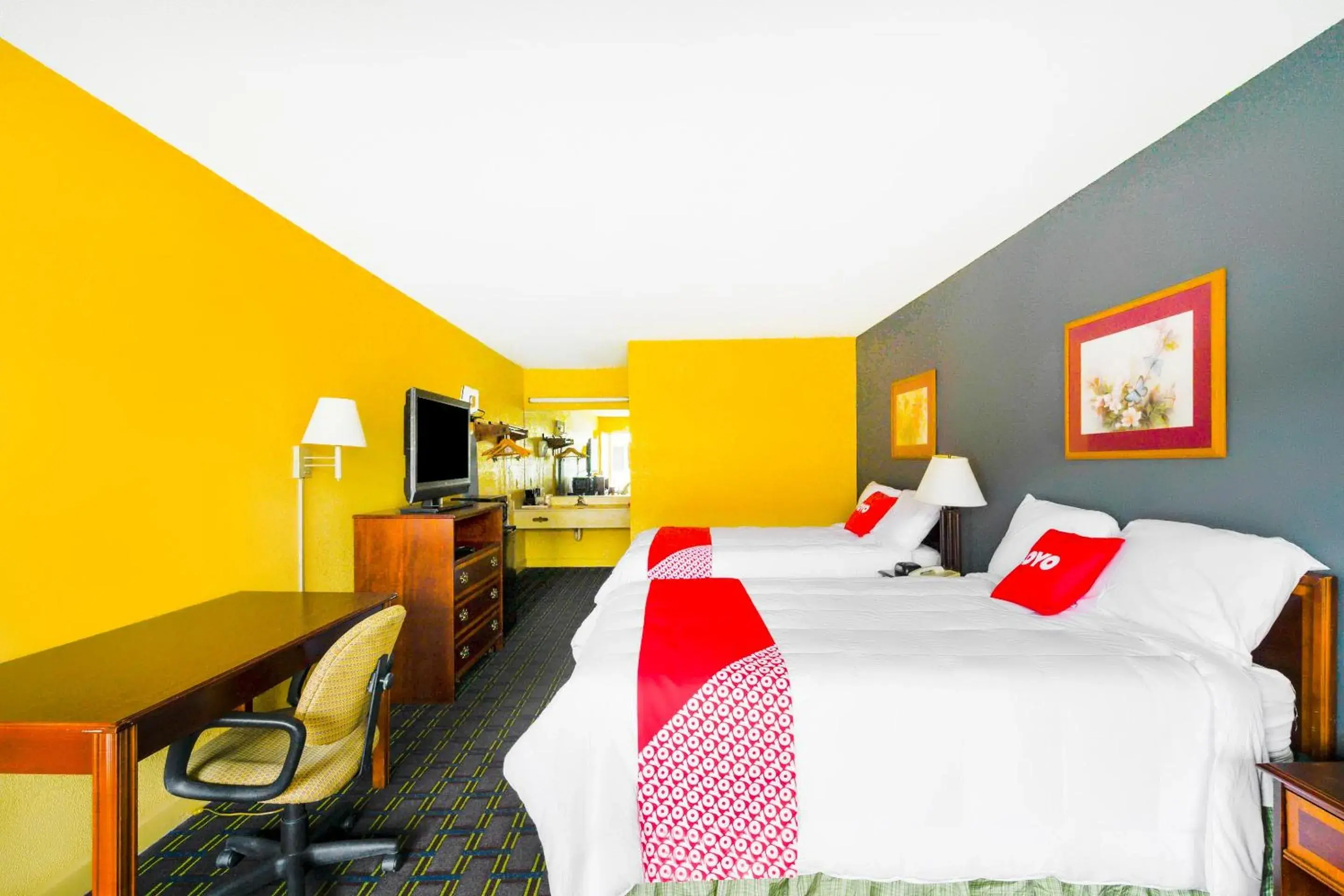 Double Room with Two Double Beds in OYO Hotel Williamston Double Room with Two Double Beds in OYO Hotel Williamston