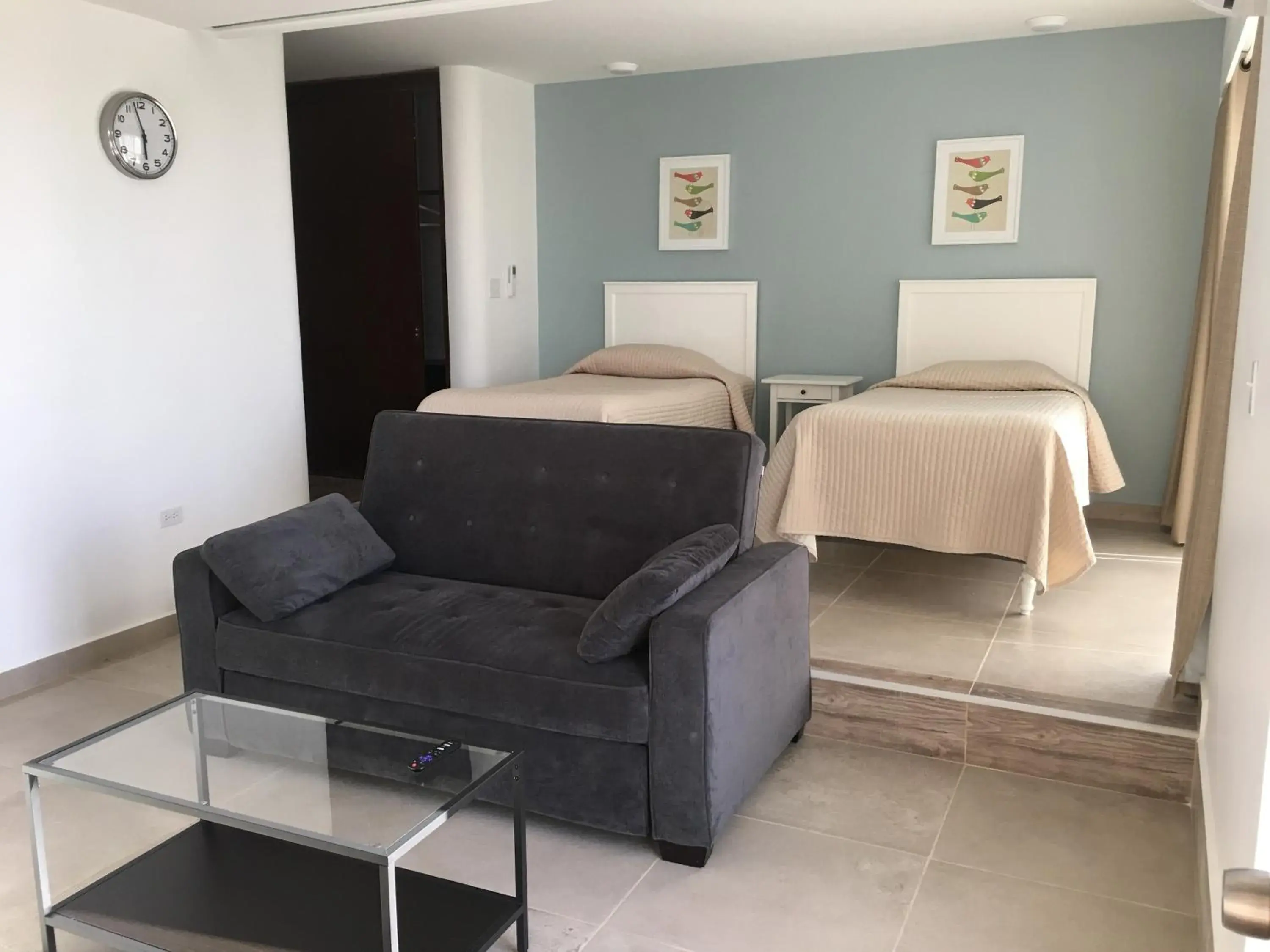 Twin Suite in Dali Suites -Accommodations in Playas de Tijuana Twin Suite in Dali Suites -Accommodations in Playas de Tijuana