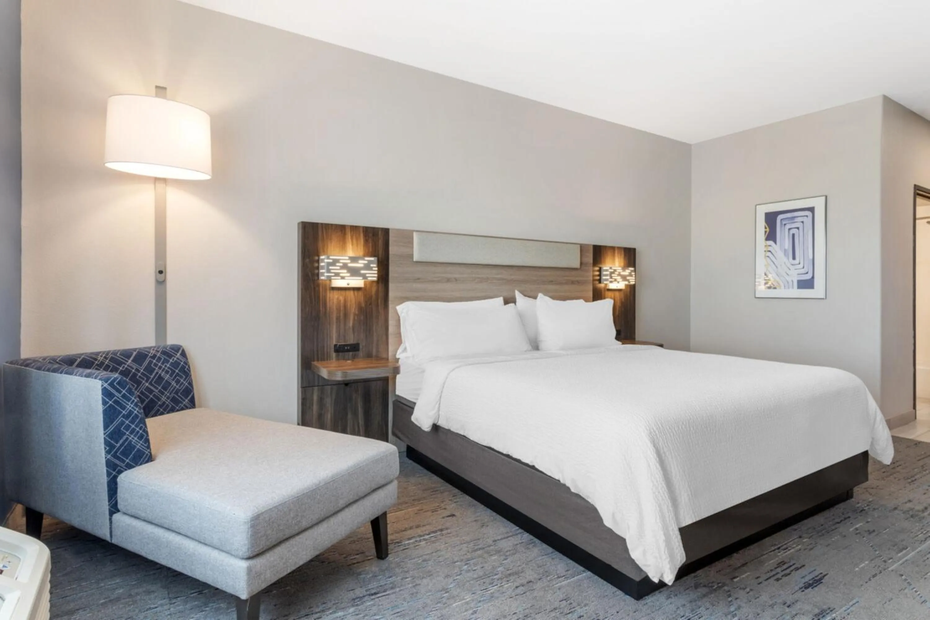 Bedroom, Bed in Holiday Inn Express and Suites Beeville by IHG