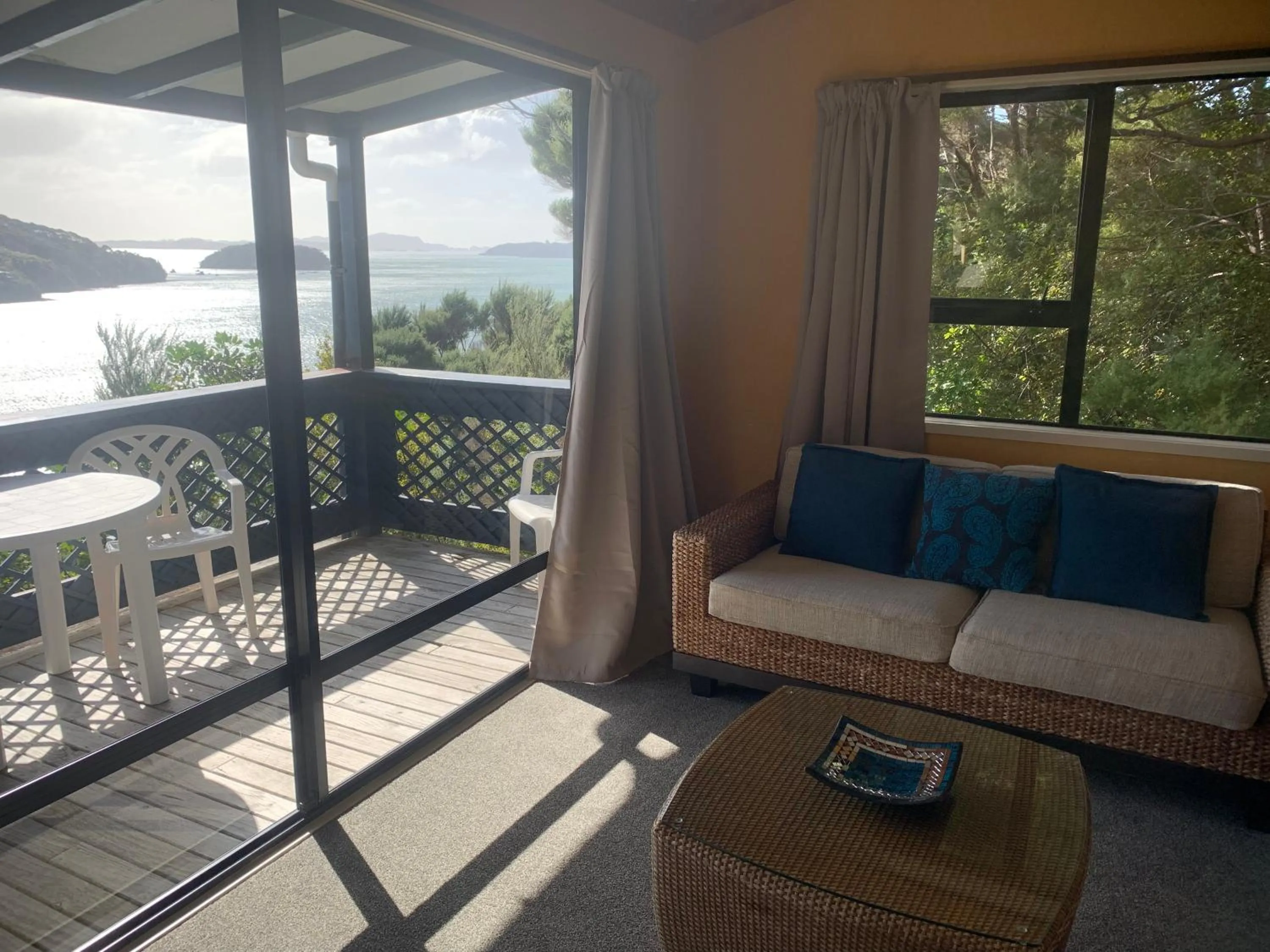 Day in The Retreat Bay of Islands