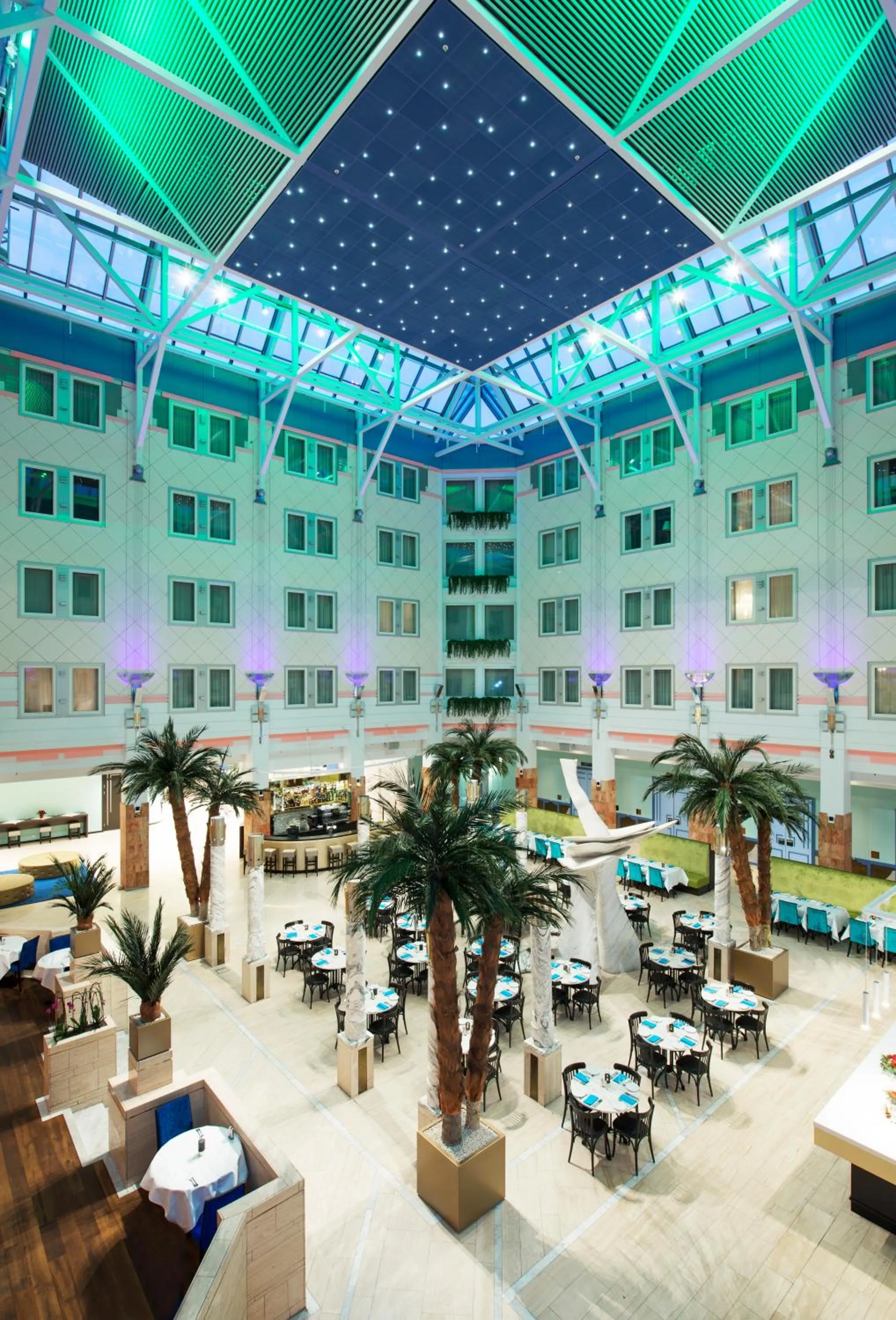 Restaurant/places to eat in Thon Hotel Oslofjord