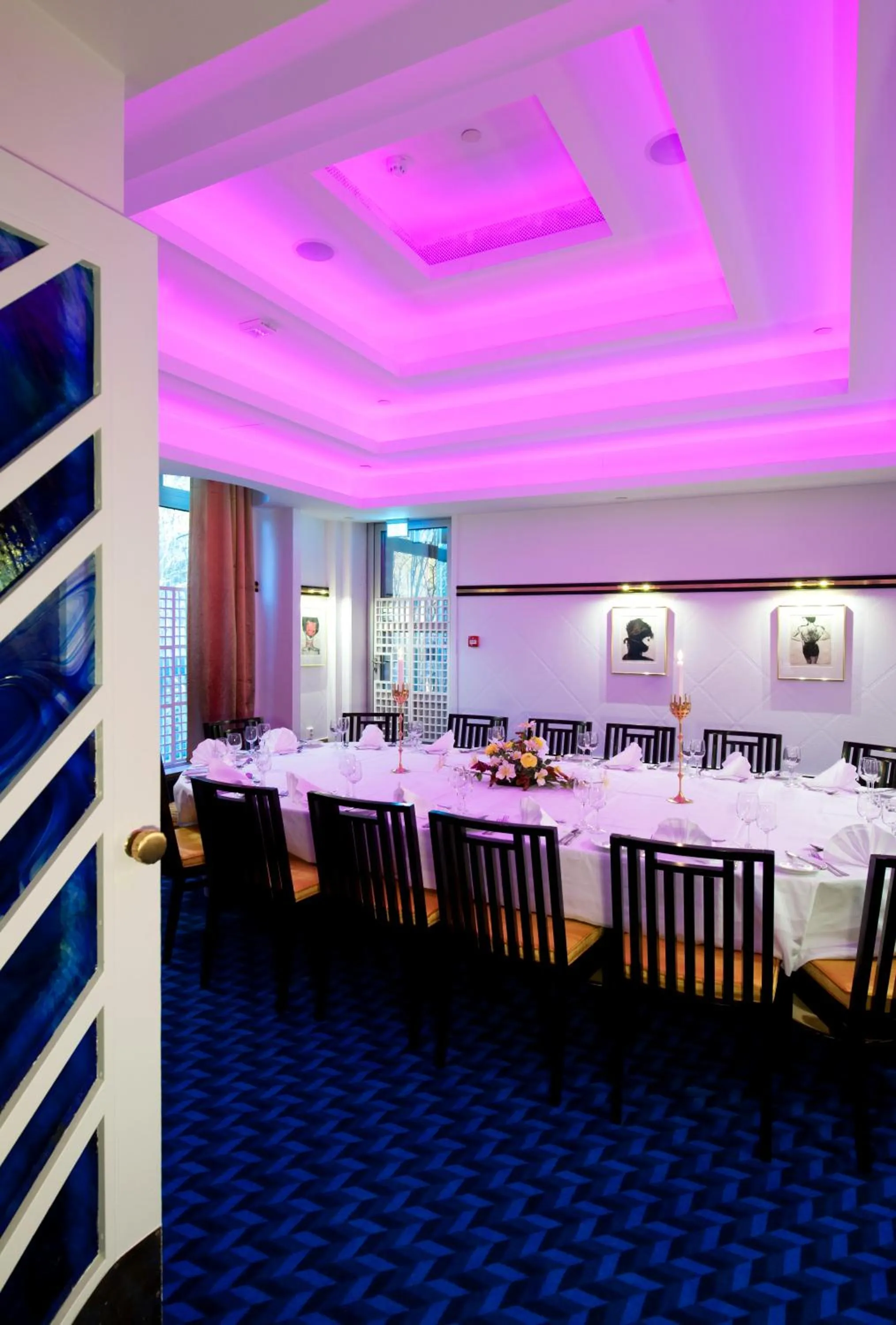 Restaurant/places to eat in Thon Hotel Oslofjord