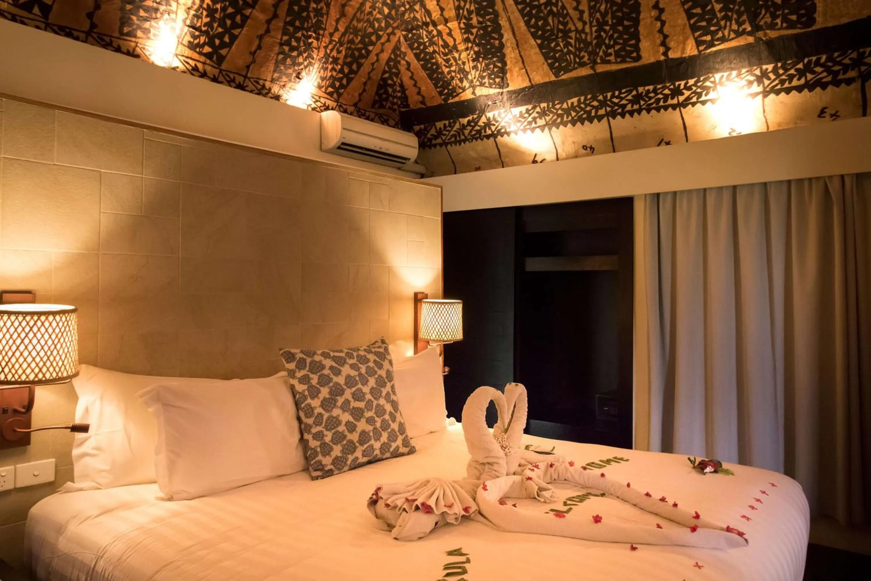 Bed in Castaway Island, Fiji