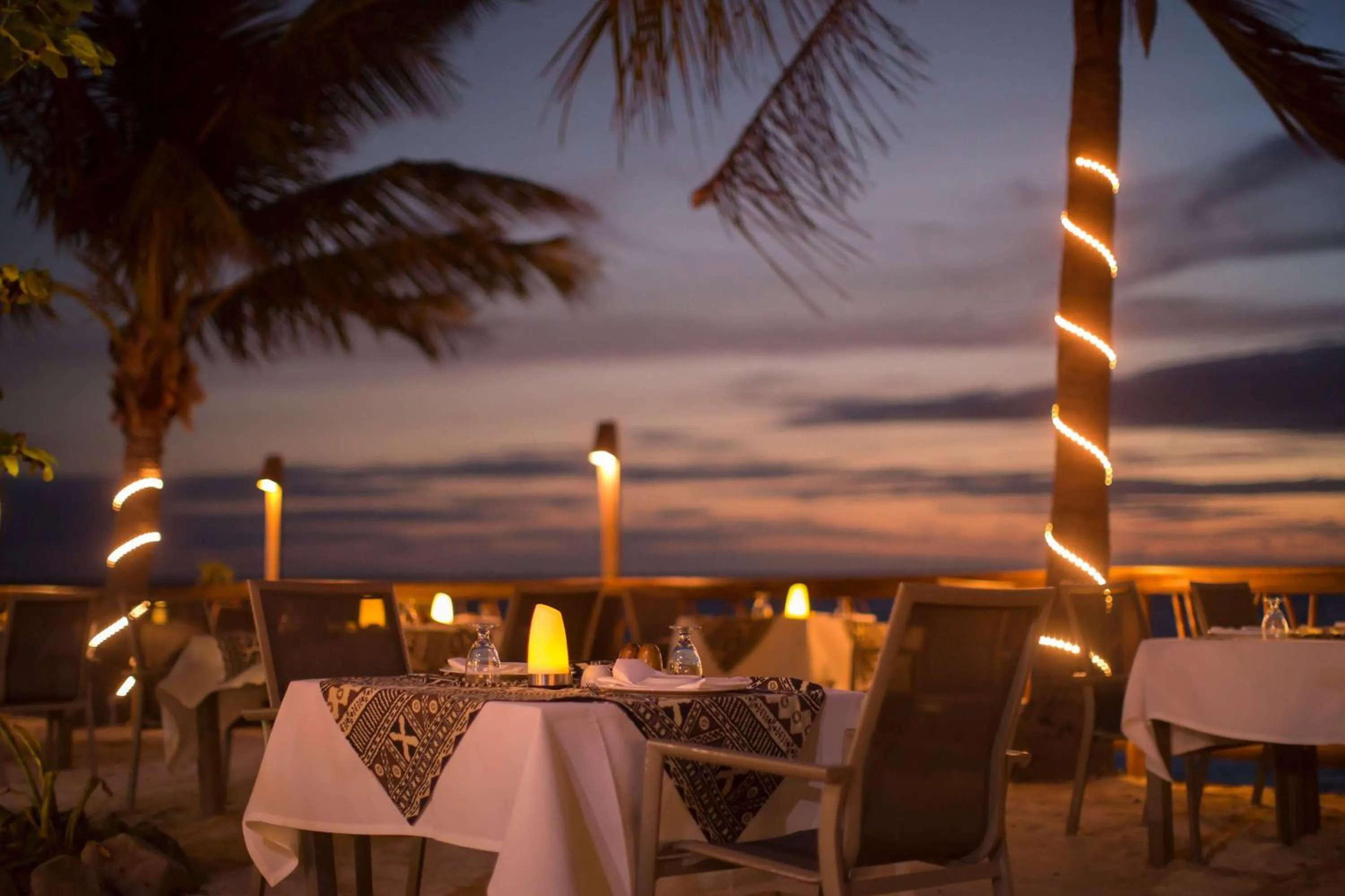 Restaurant/places to eat in Castaway Island, Fiji