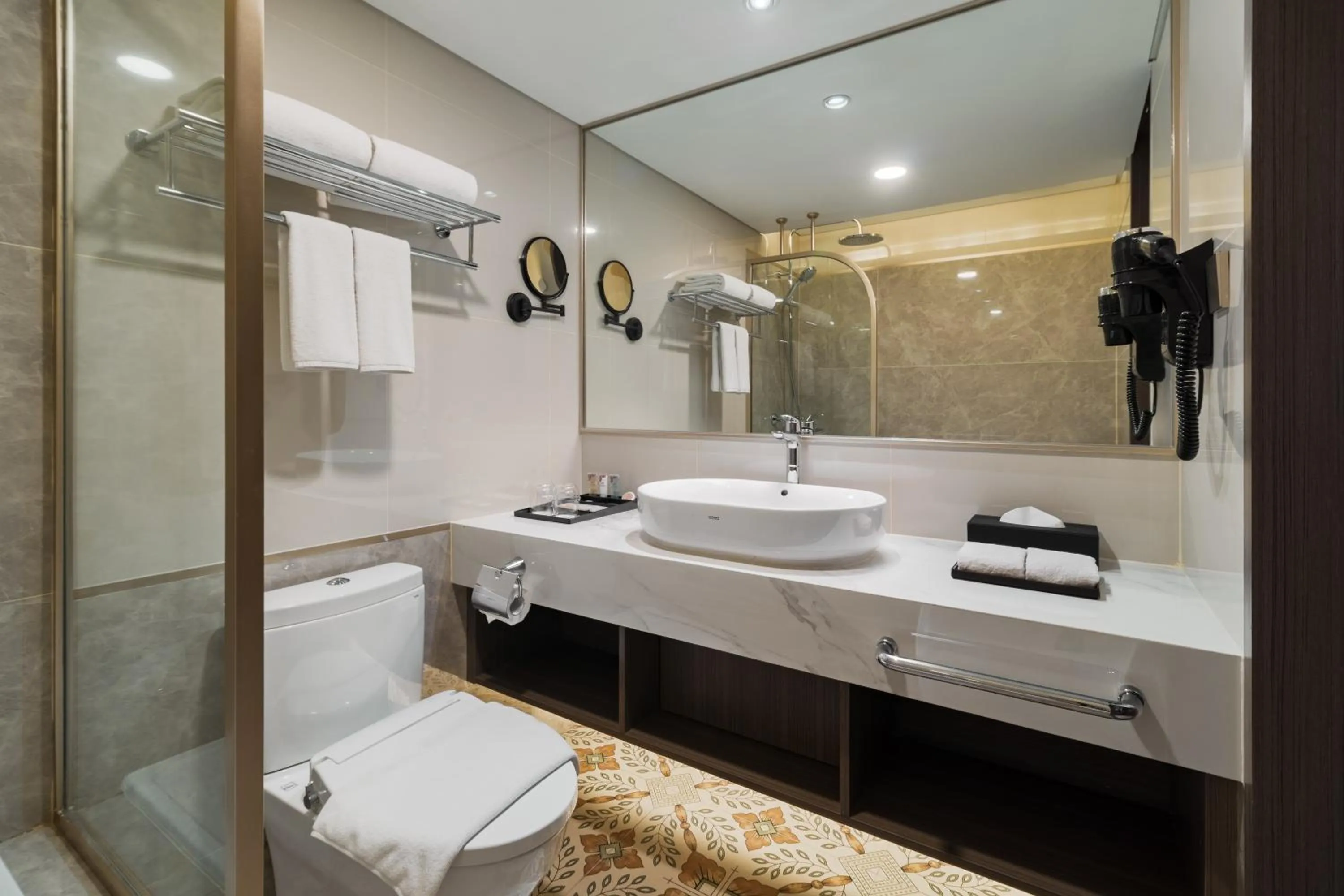 Bathroom in Grand Sahid Jaya