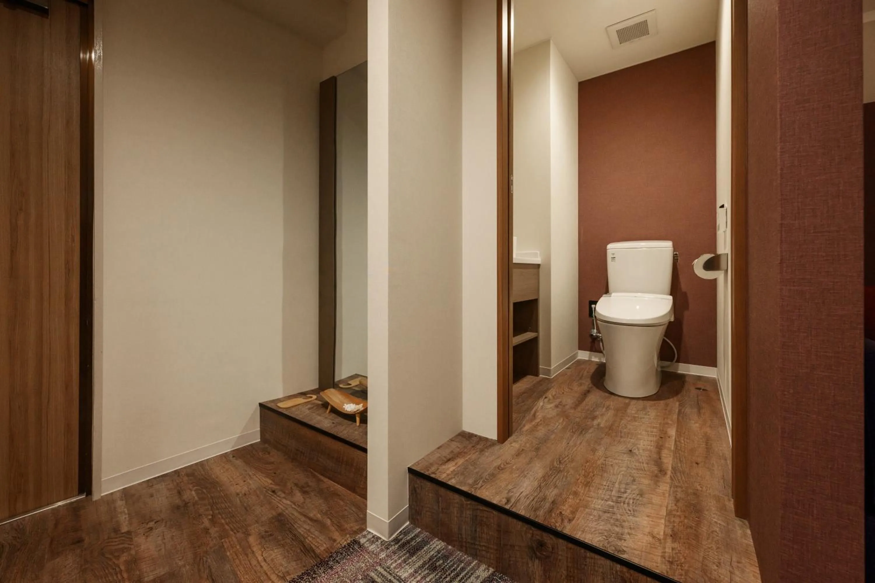 Toilet in TWIN LINE HOTEL YANBARU OKINAWA JAPAN Formerly Okinawa Suncoast Hotel