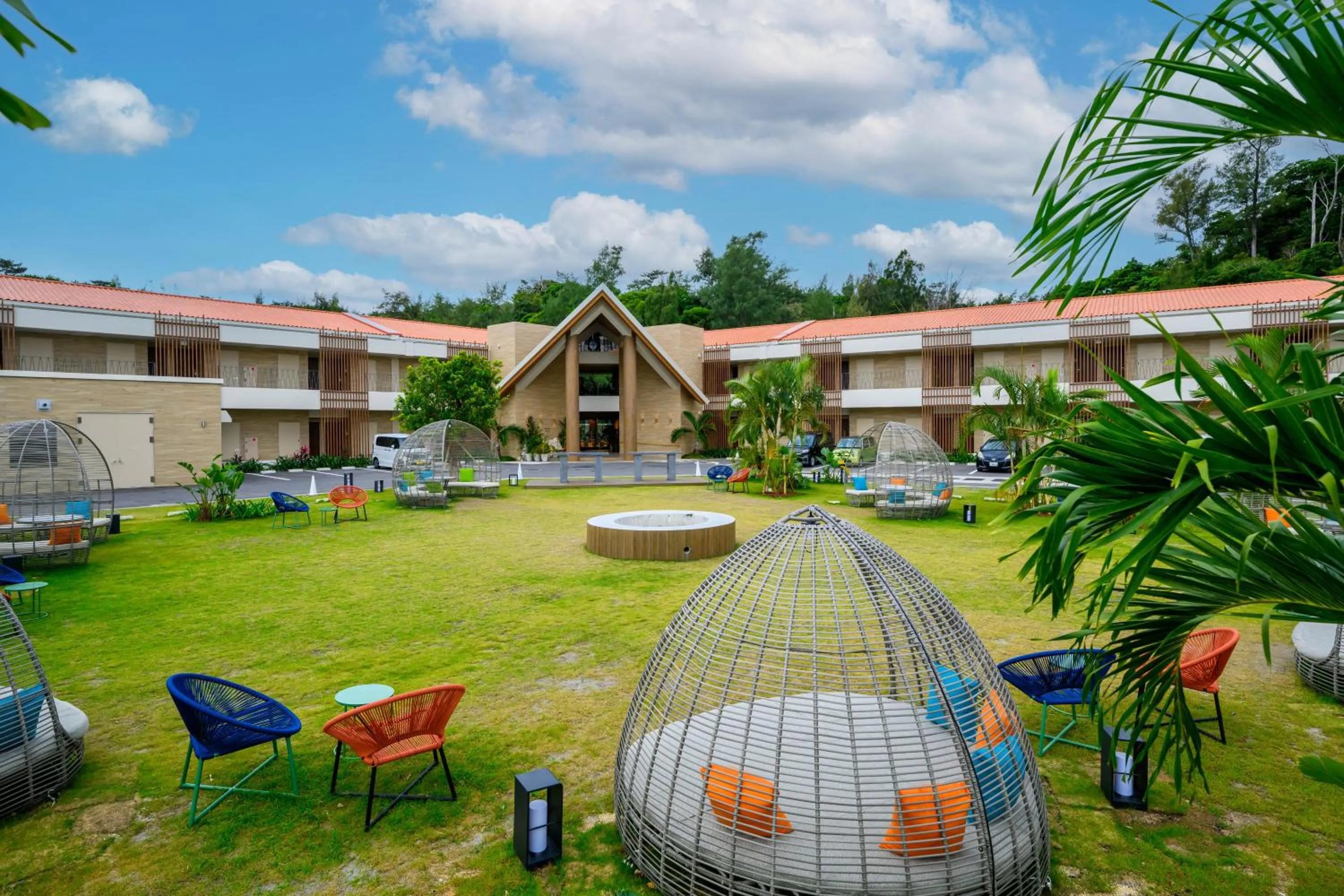 Property building in TWIN LINE HOTEL YANBARU OKINAWA JAPAN Formerly Okinawa Suncoast Hotel