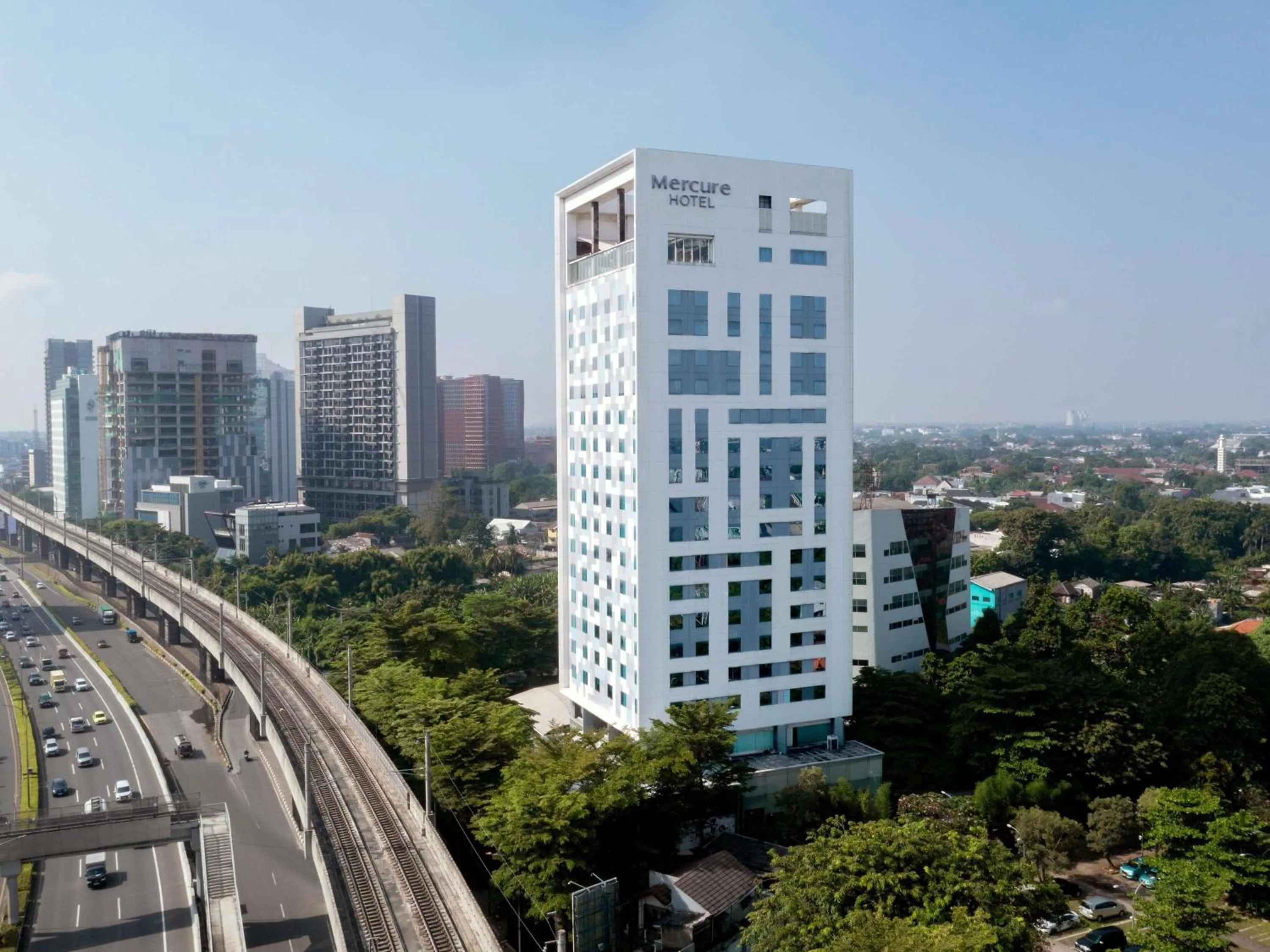 Property building in Mercure Jakarta Simatupang