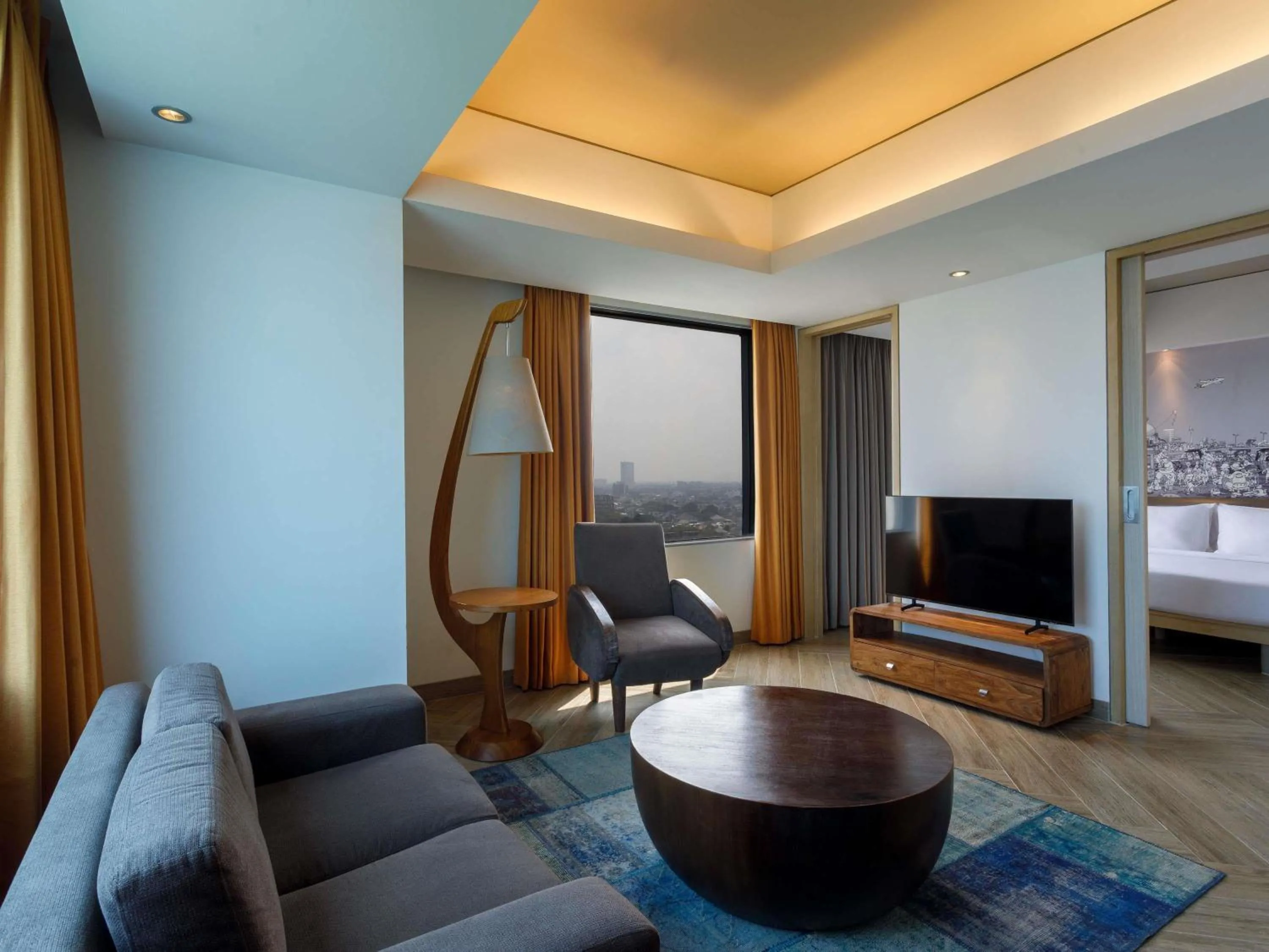 Bedroom in Mercure Jakarta Simatupang